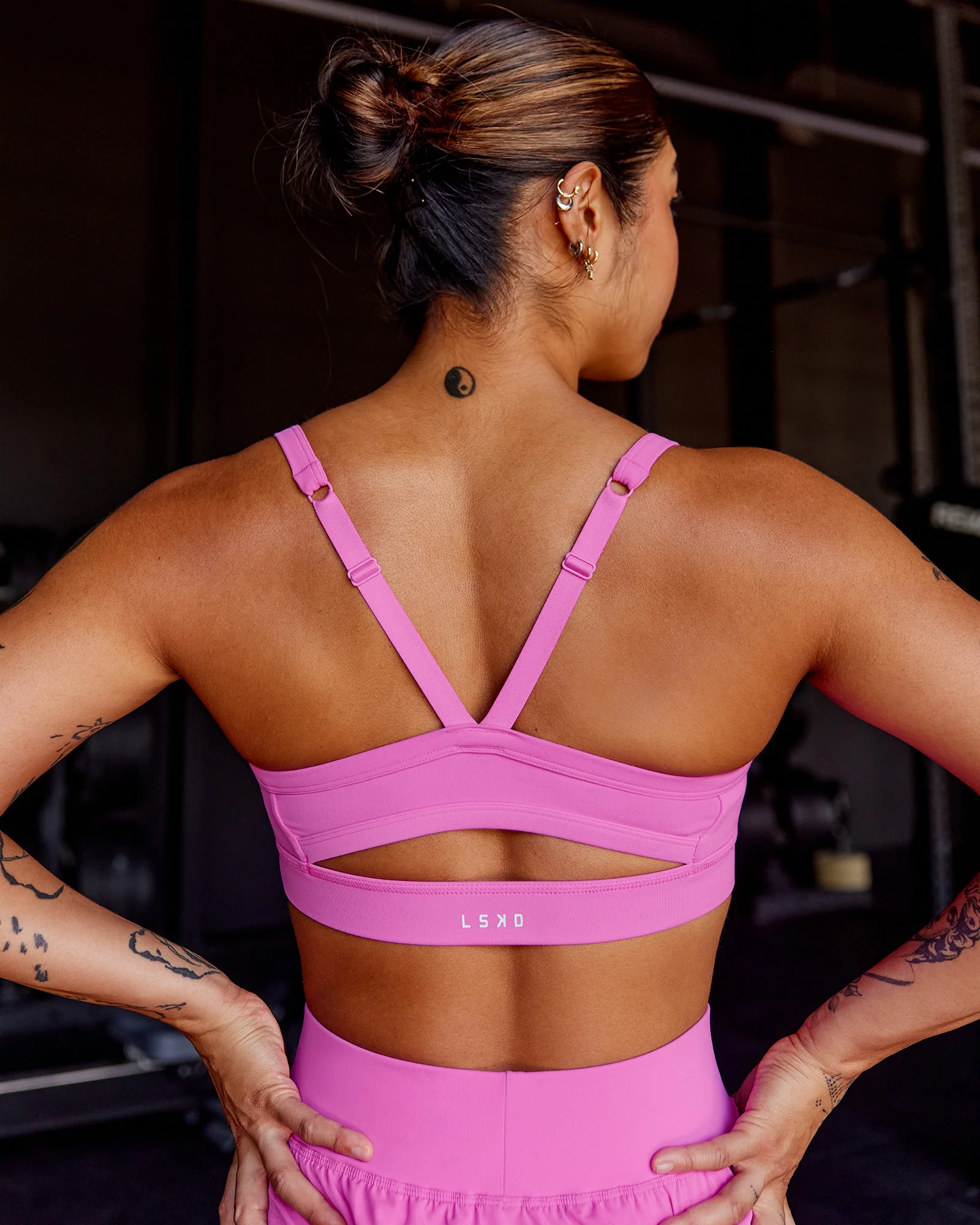 Momentum Sports Bra - Ultra Fuchsia