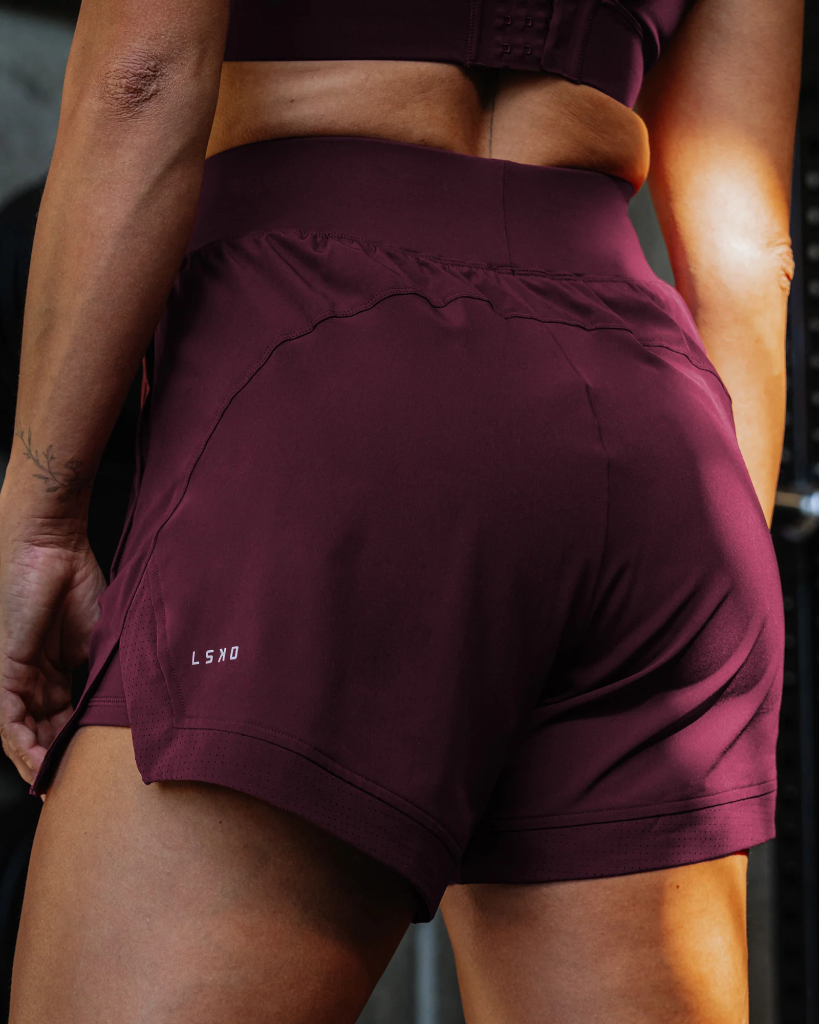 Challenger 5" Lined Performance Short - Cherry Lacquer