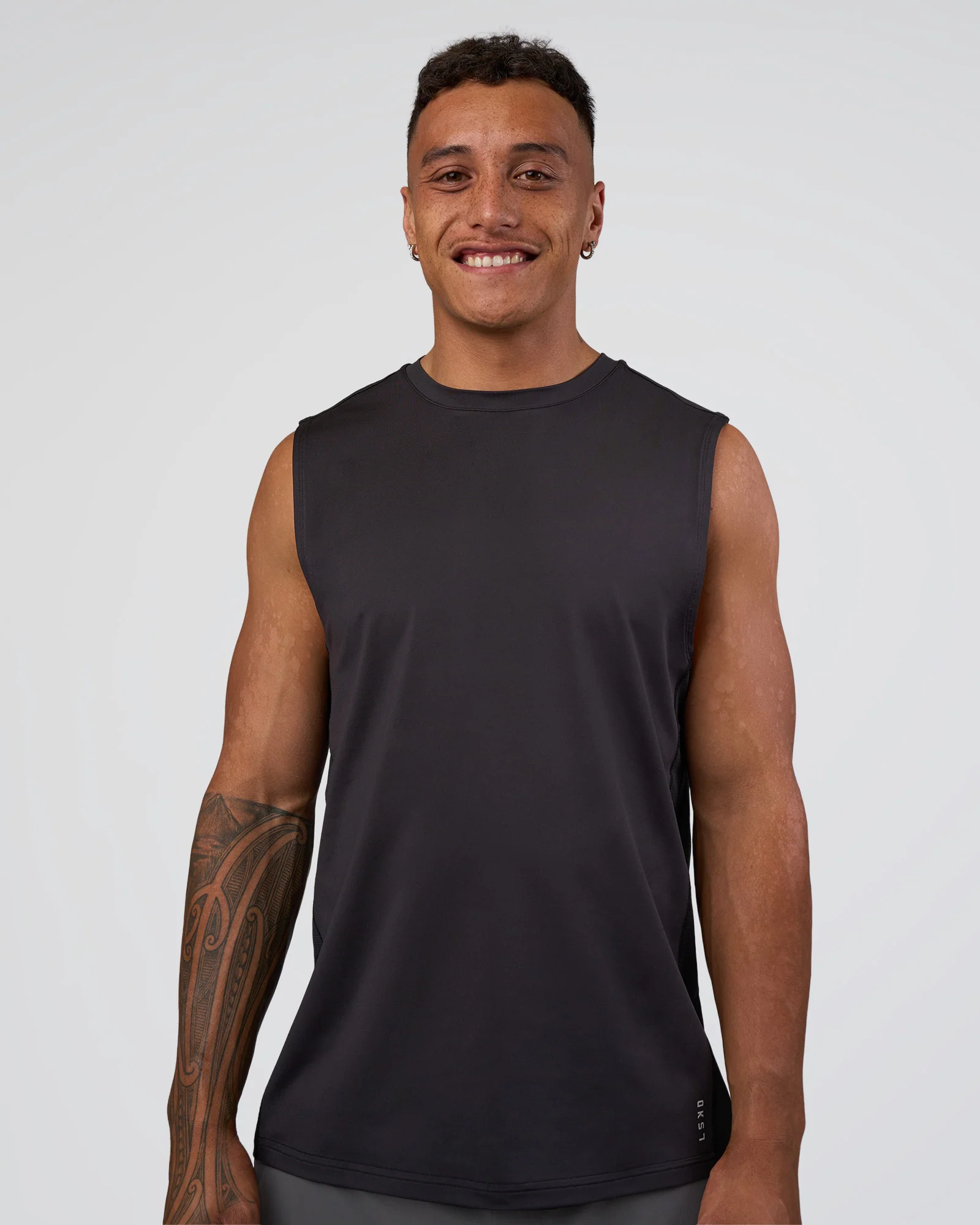 AirTrack Muscle Tank - Black