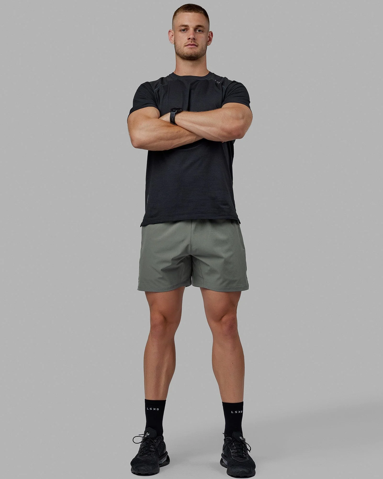 Challenger 6" Performance Short - Graphite