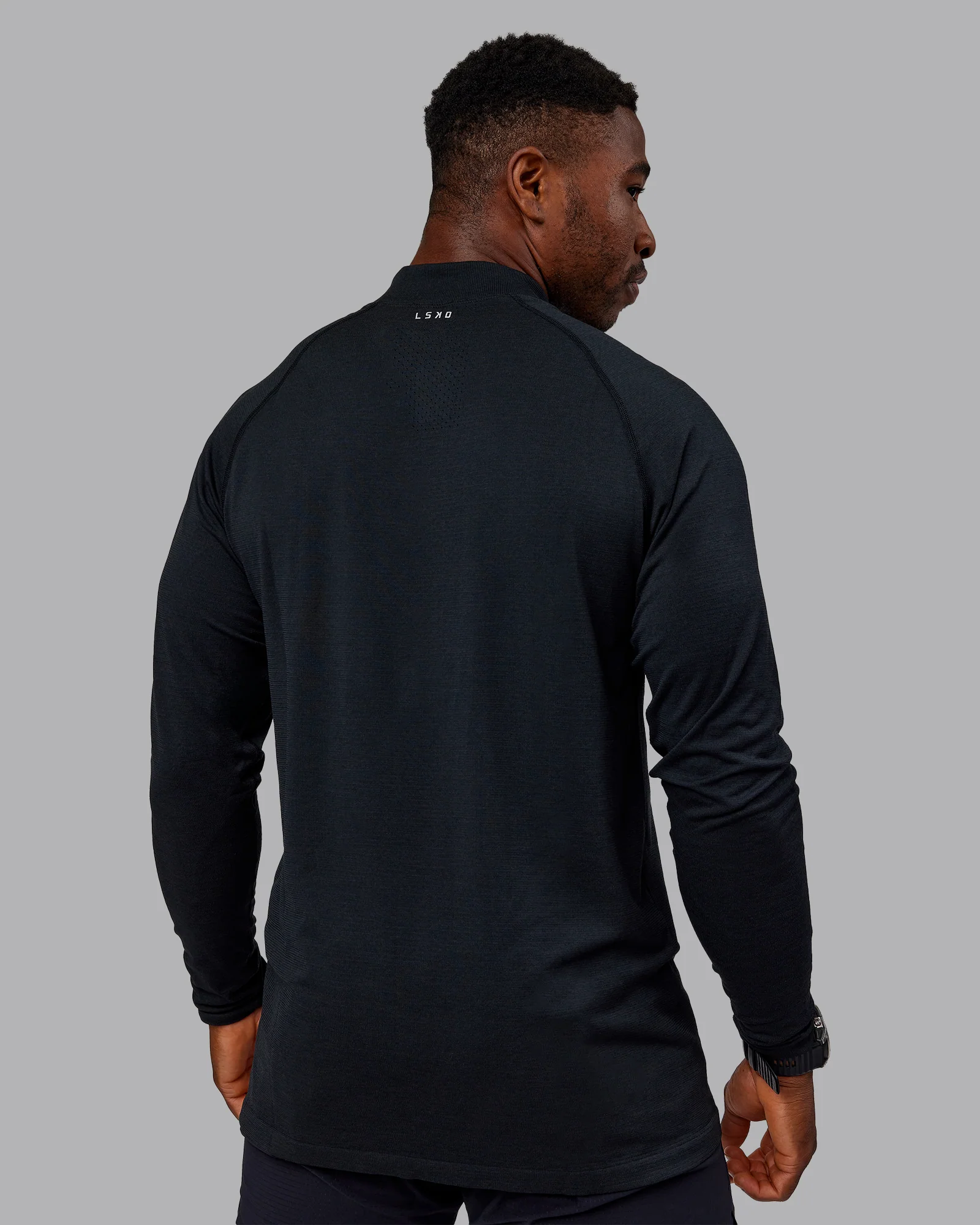 AeroFLX+ Seamless Half Zip Long Sleeve Tee - Black Marl 4 AeroFLX+ Seamless Half Zip Long Sleeve Tee - Black Marl