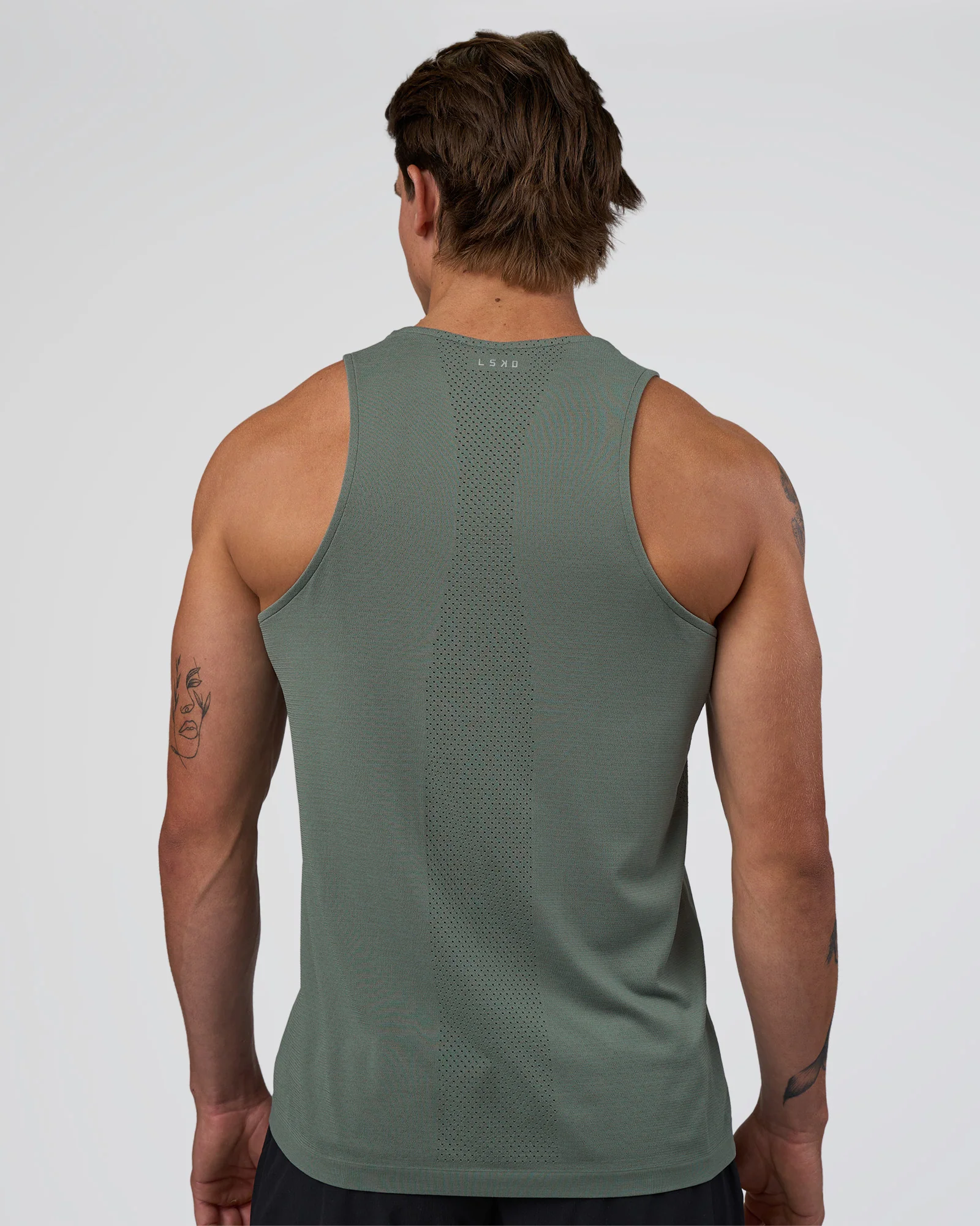 AeroFLX+ Seamless Tank - Graphite/Graphite