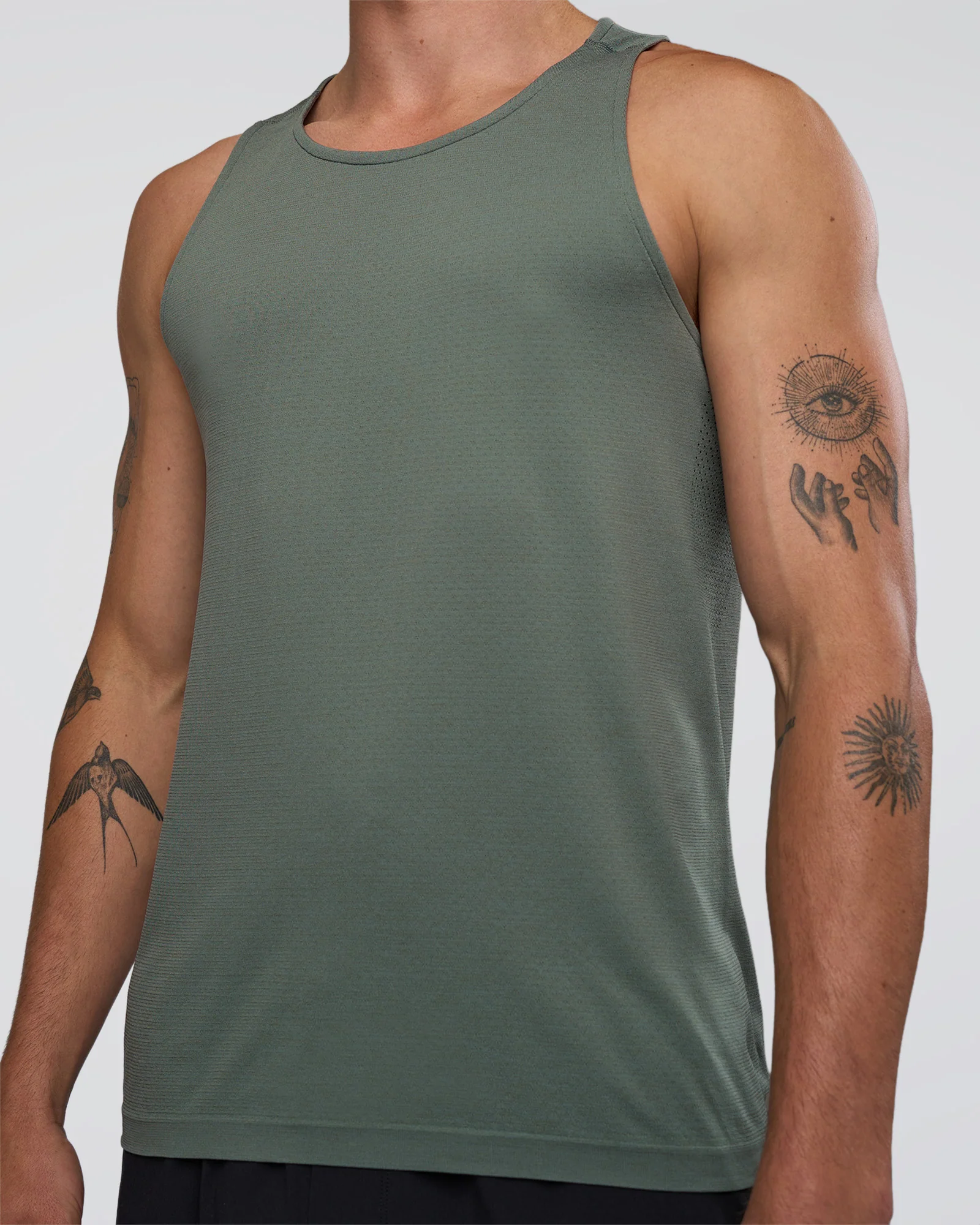AeroFLX+ Seamless Tank - Graphite/Graphite