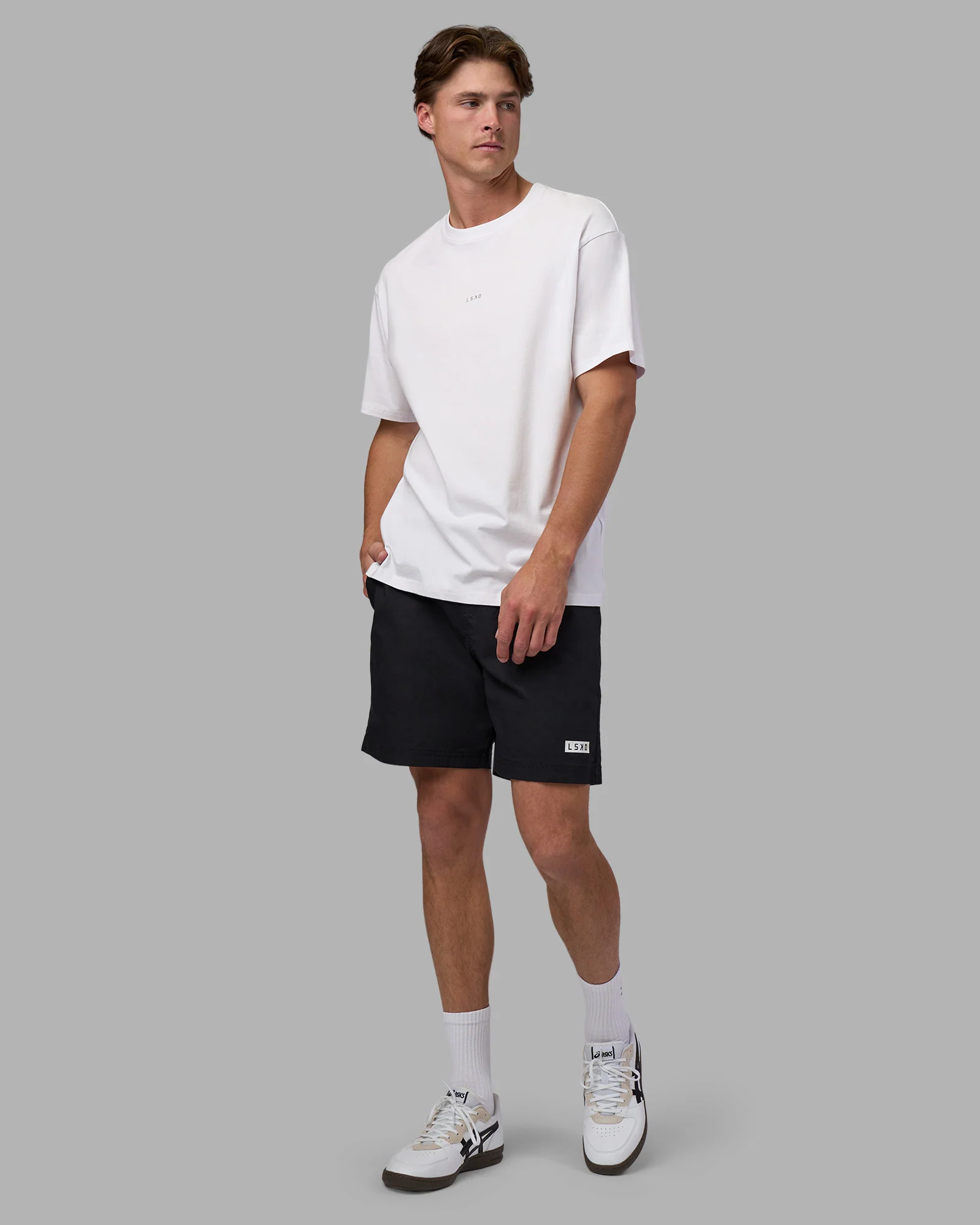 Daily 7" Short - Black-White