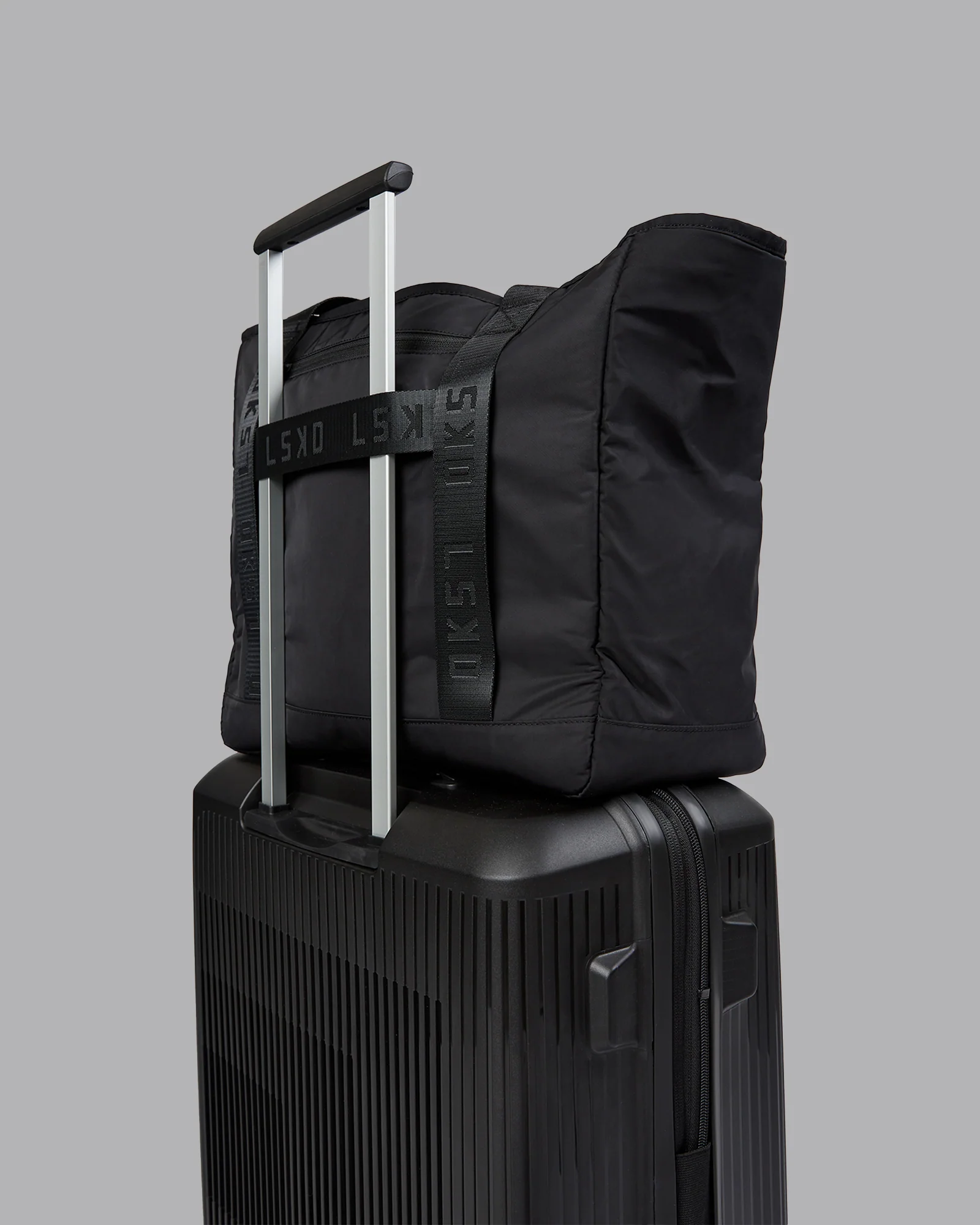 Go-To Tote - Black 6 Go-To Tote - Black