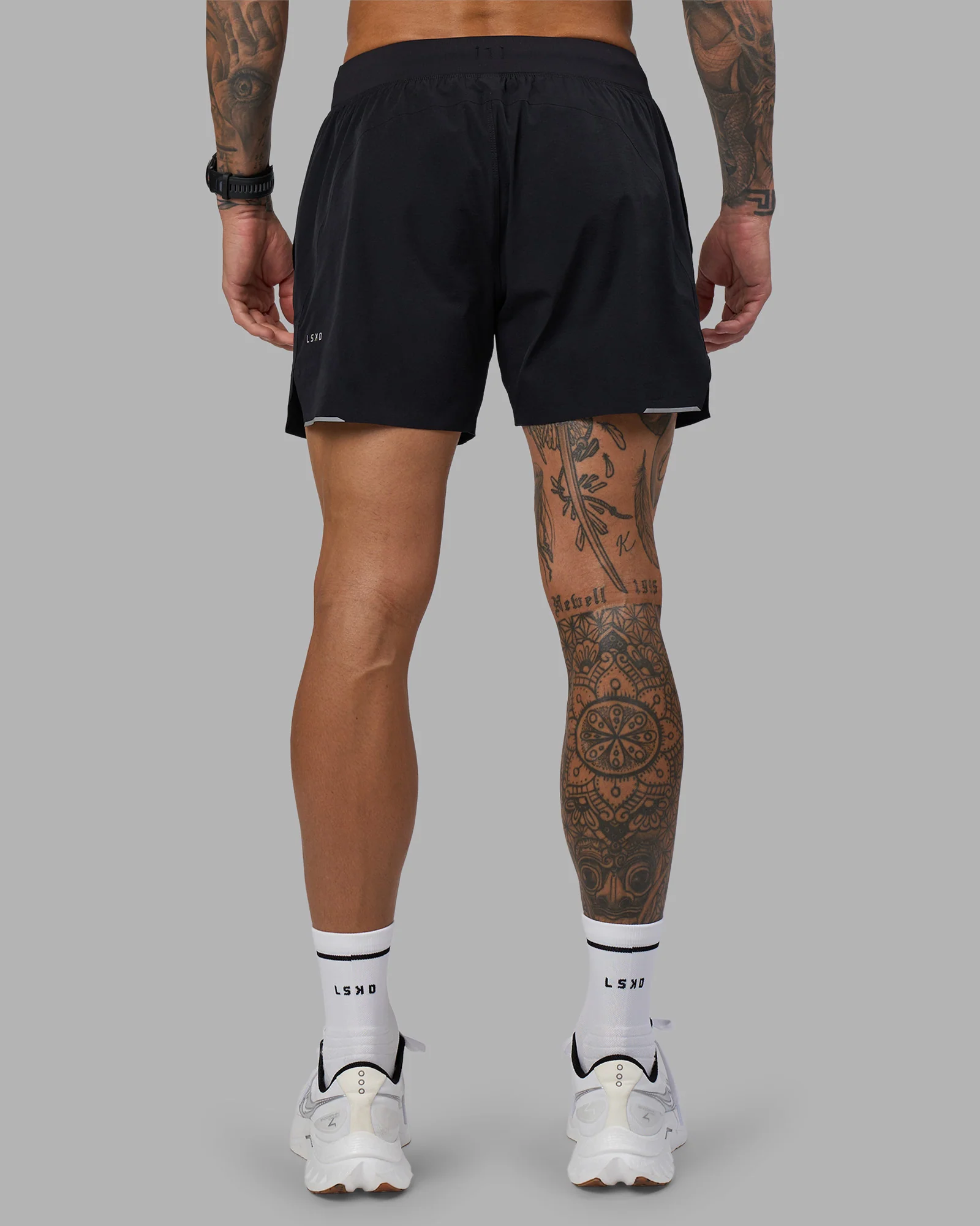 Hybrid 5" Short - Black-Reflective