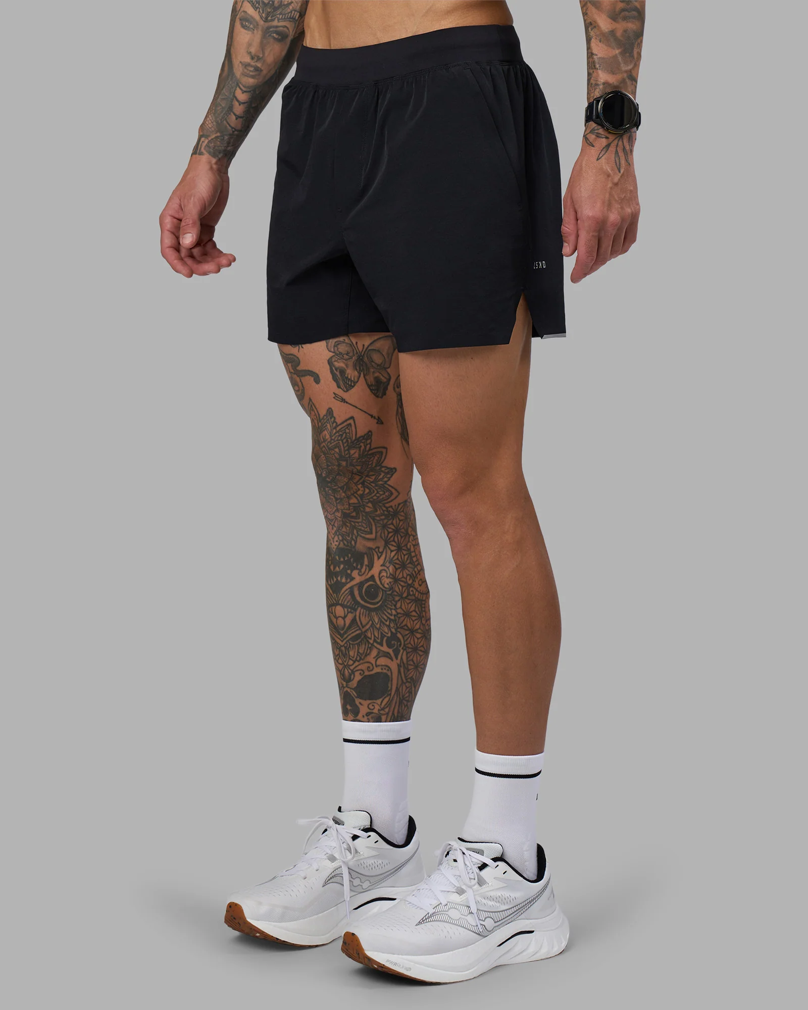Hybrid 5" Short - Black-Reflective