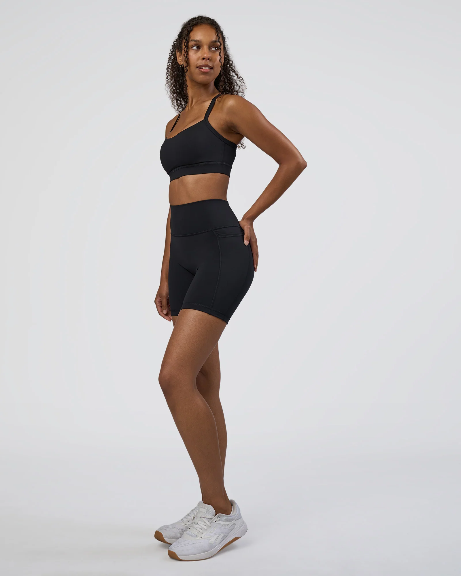Momentum Sports Bra D/DD/E - Black