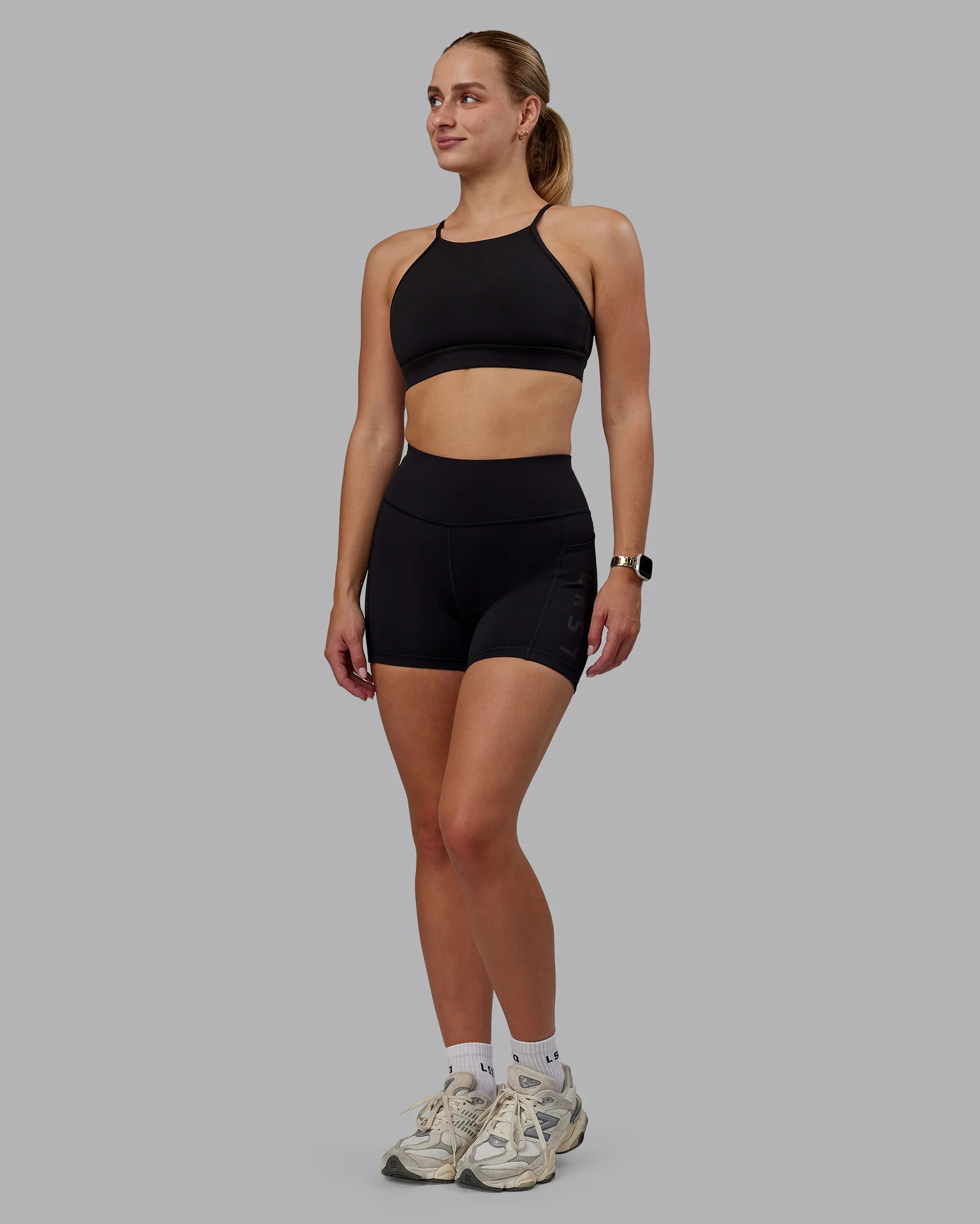 Rep Ultra High-Rise 4" Short Pockets - Black-Black 5 Rep Ultra High-Rise 4" Short Pockets - Black-Black