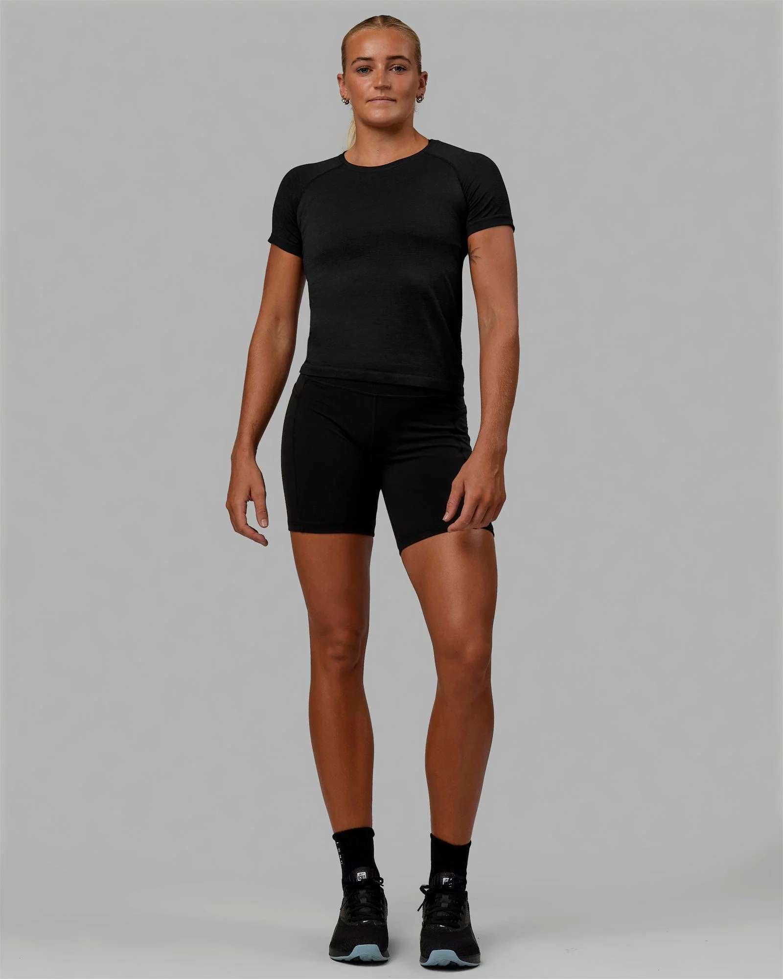 AeroFLX+ Seamless Tee - Black Marl 8 AeroFLX+ Seamless Tee - Black Marl