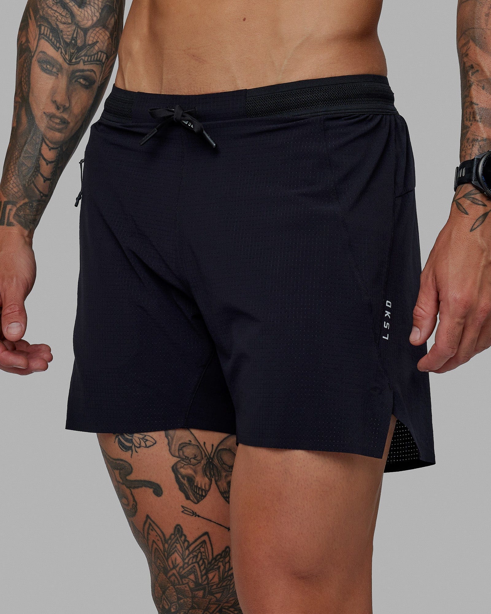 UltraAir 5" Lined Performance Short - Black-Reflective 6 UltraAir 5" Lined Performance Short - Black-Reflective