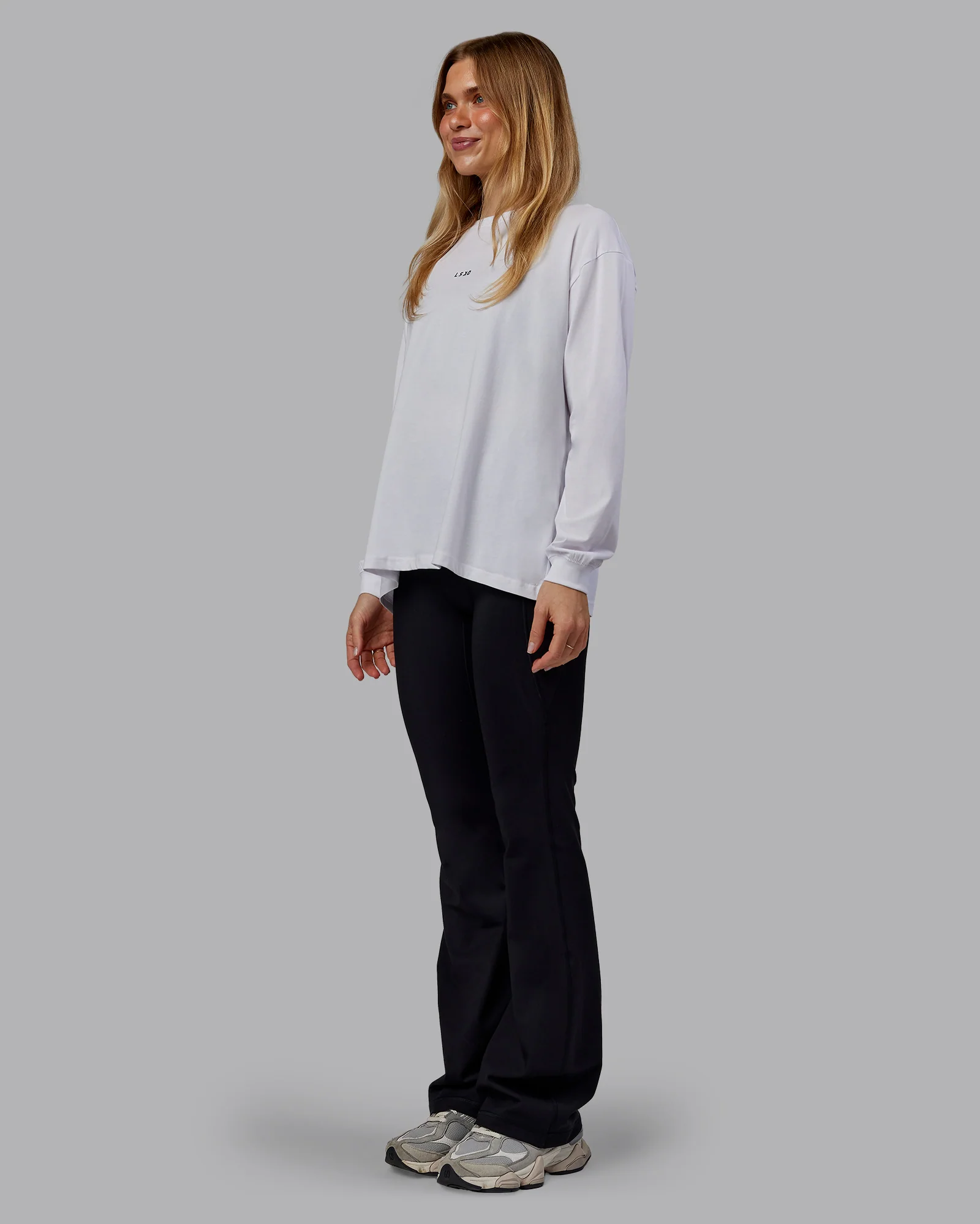 Go-To Long Sleeve FLXCotton Oversized Tee - White-Black 5 Go-To Long Sleeve FLXCotton Oversized Tee - White-Black