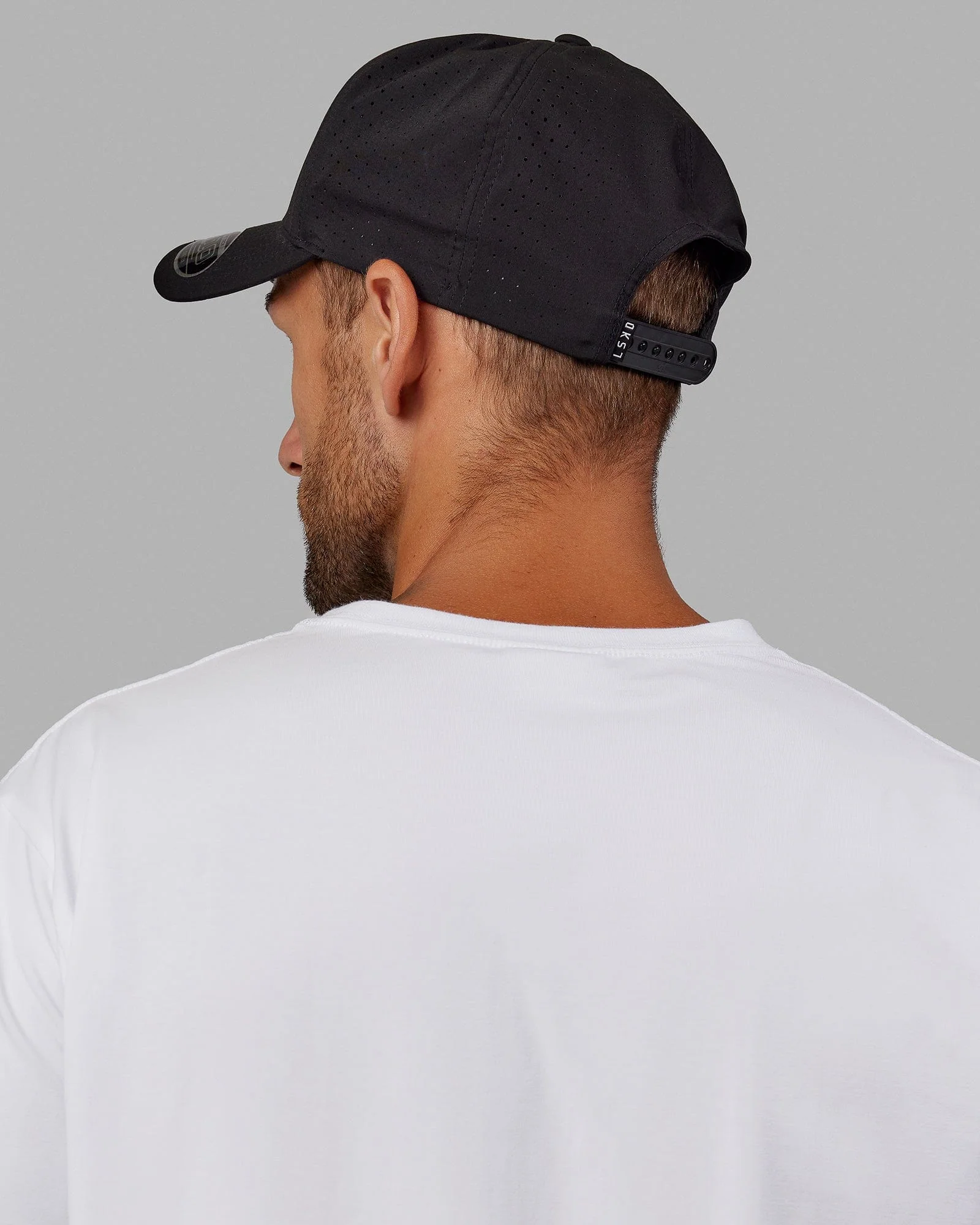 Perform Vented Cap - Black 4 Perform Vented Cap - Black