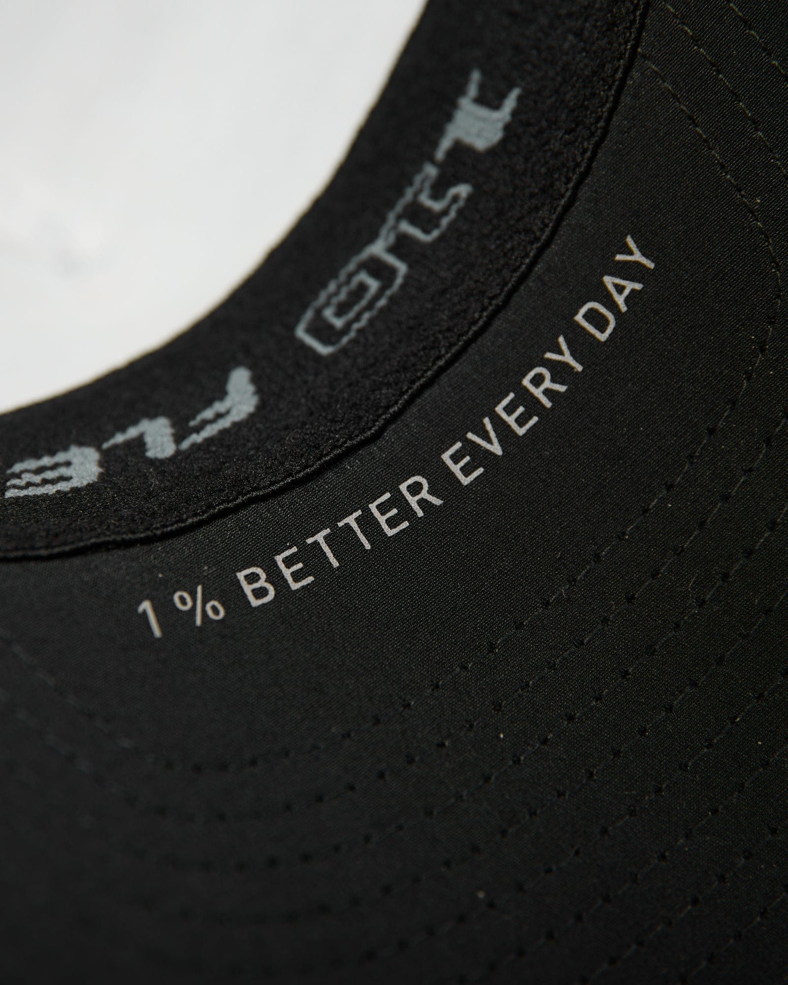 Perform Vented Cap - Black 6 Perform Vented Cap - Black