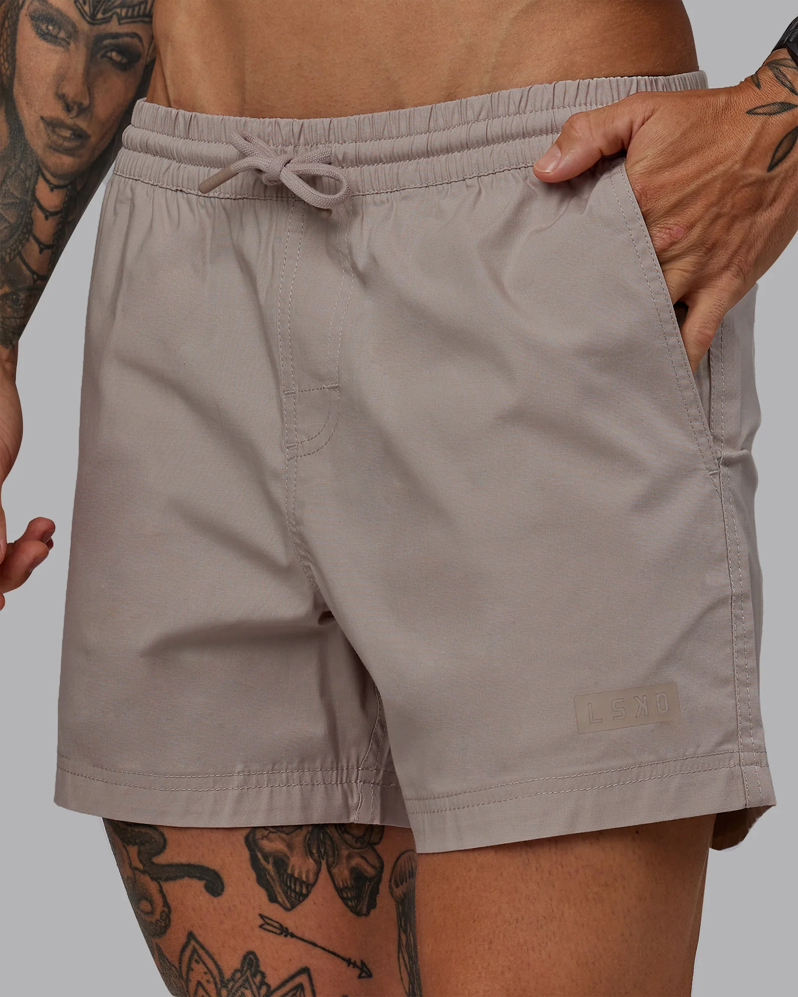 Daily 5" Short - Shale Beige 3 Daily 5" Short - Shale Beige