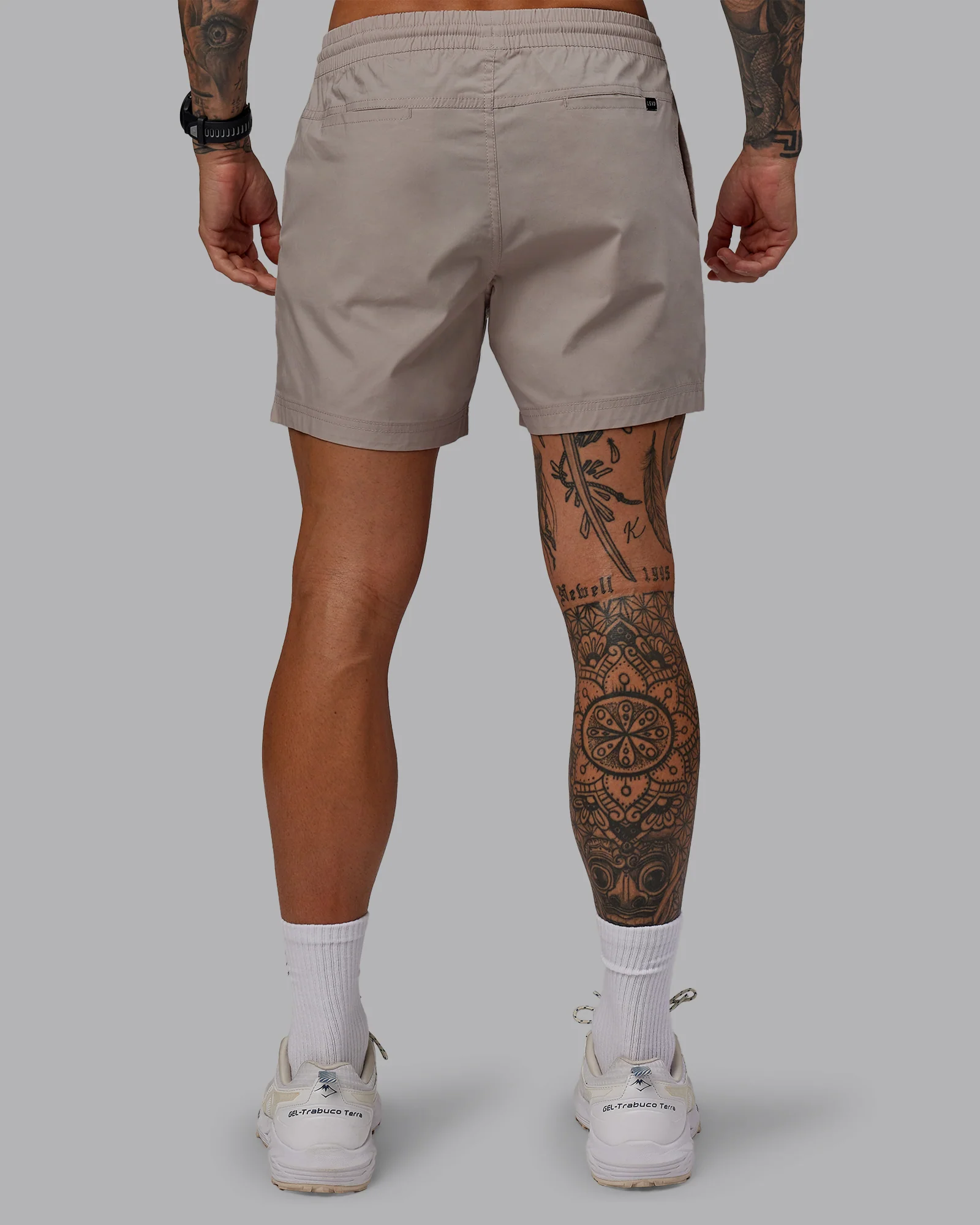 Daily 5" Short - Shale Beige 4 Daily 5" Short - Shale Beige