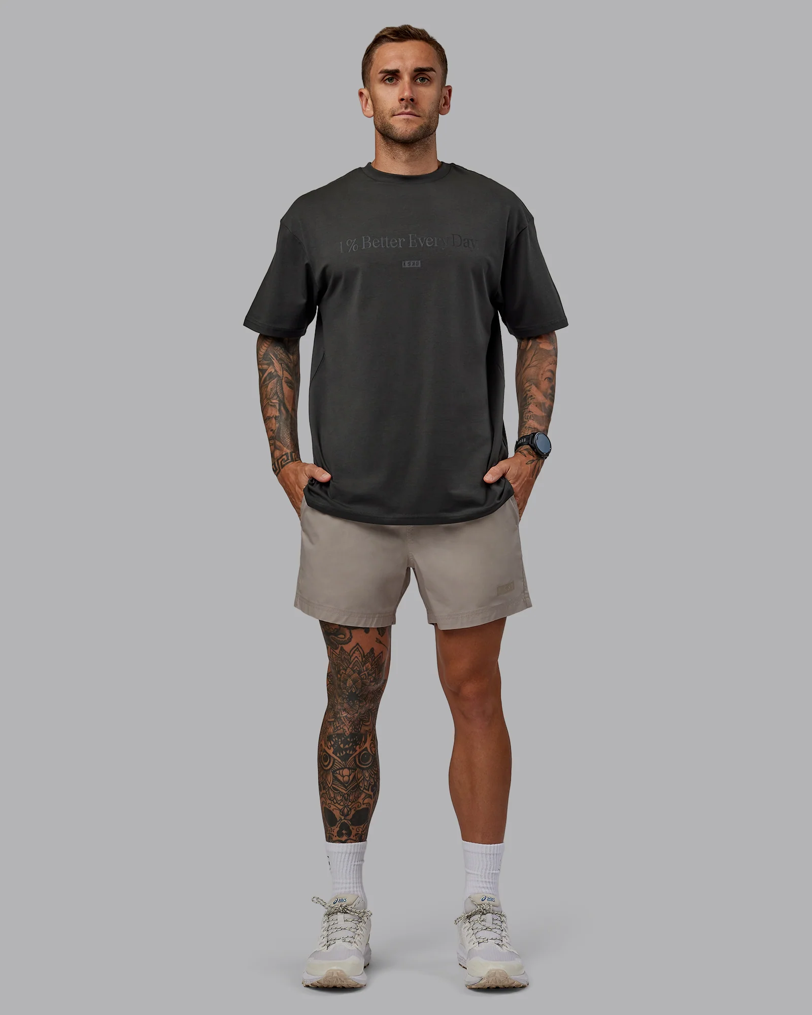 Daily 5" Short - Shale Beige 5 Daily 5" Short - Shale Beige