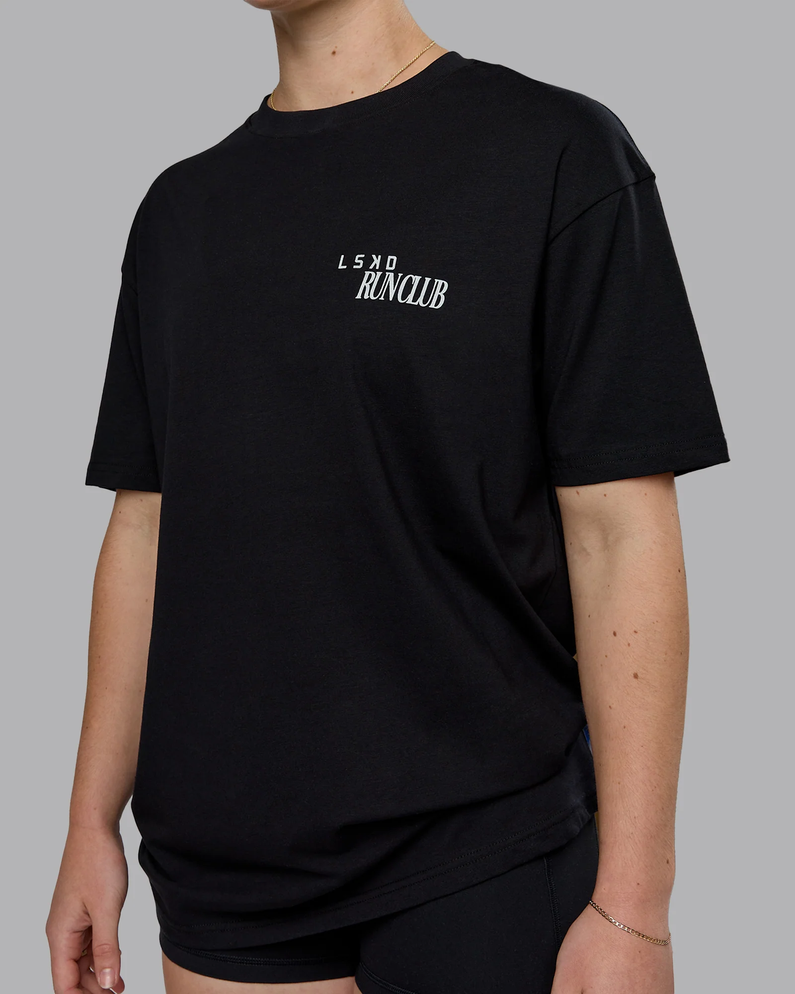 Run Love FLXCotton Oversized Tee - Black-Reflective 9 Run Love FLXCotton Oversized Tee - Black-Reflective