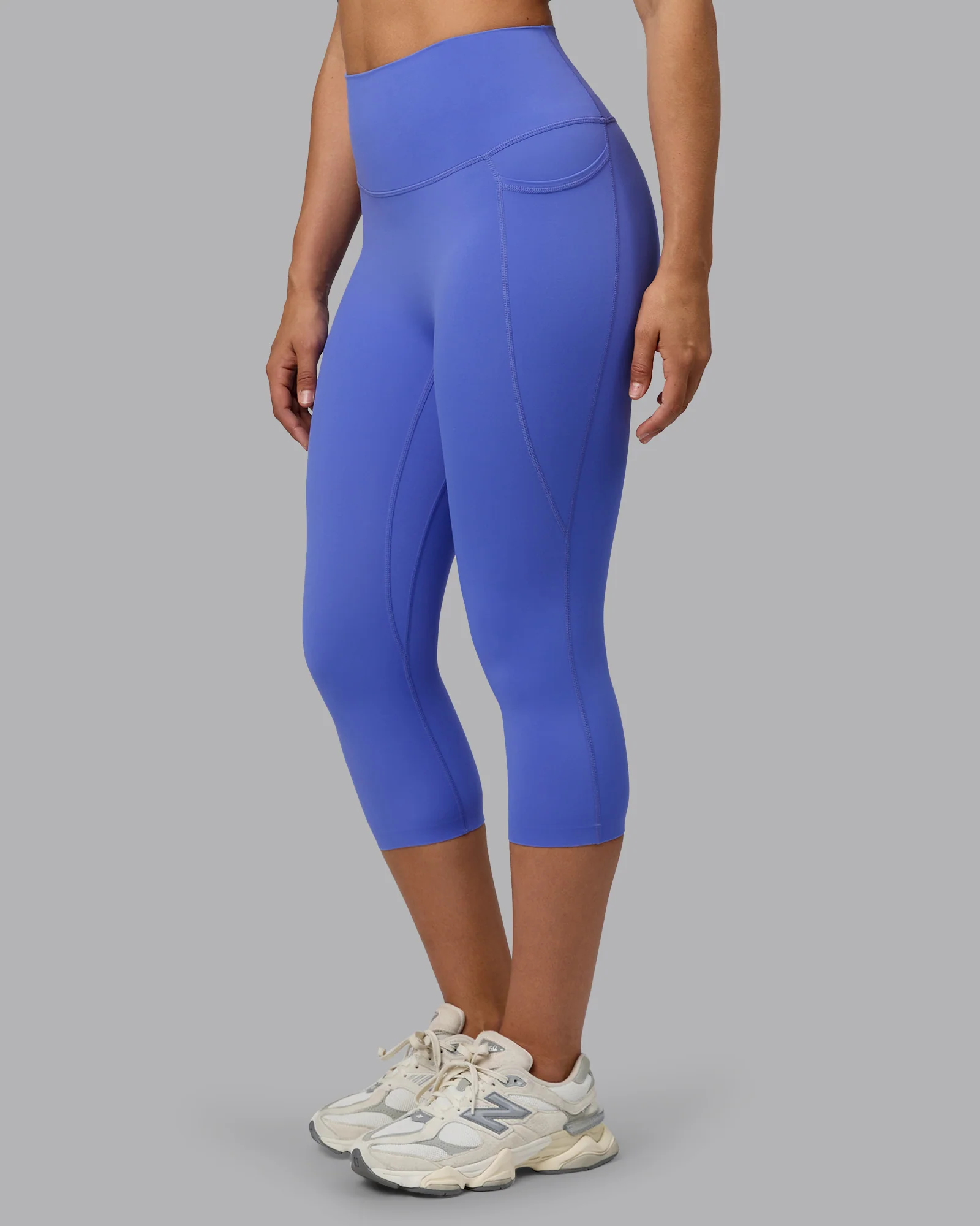 Elixir Ultra High-Rise 3/4 Legging Pockets - Baja Blue 7 Elixir Ultra High-Rise 3/4 Legging Pockets - Baja Blue