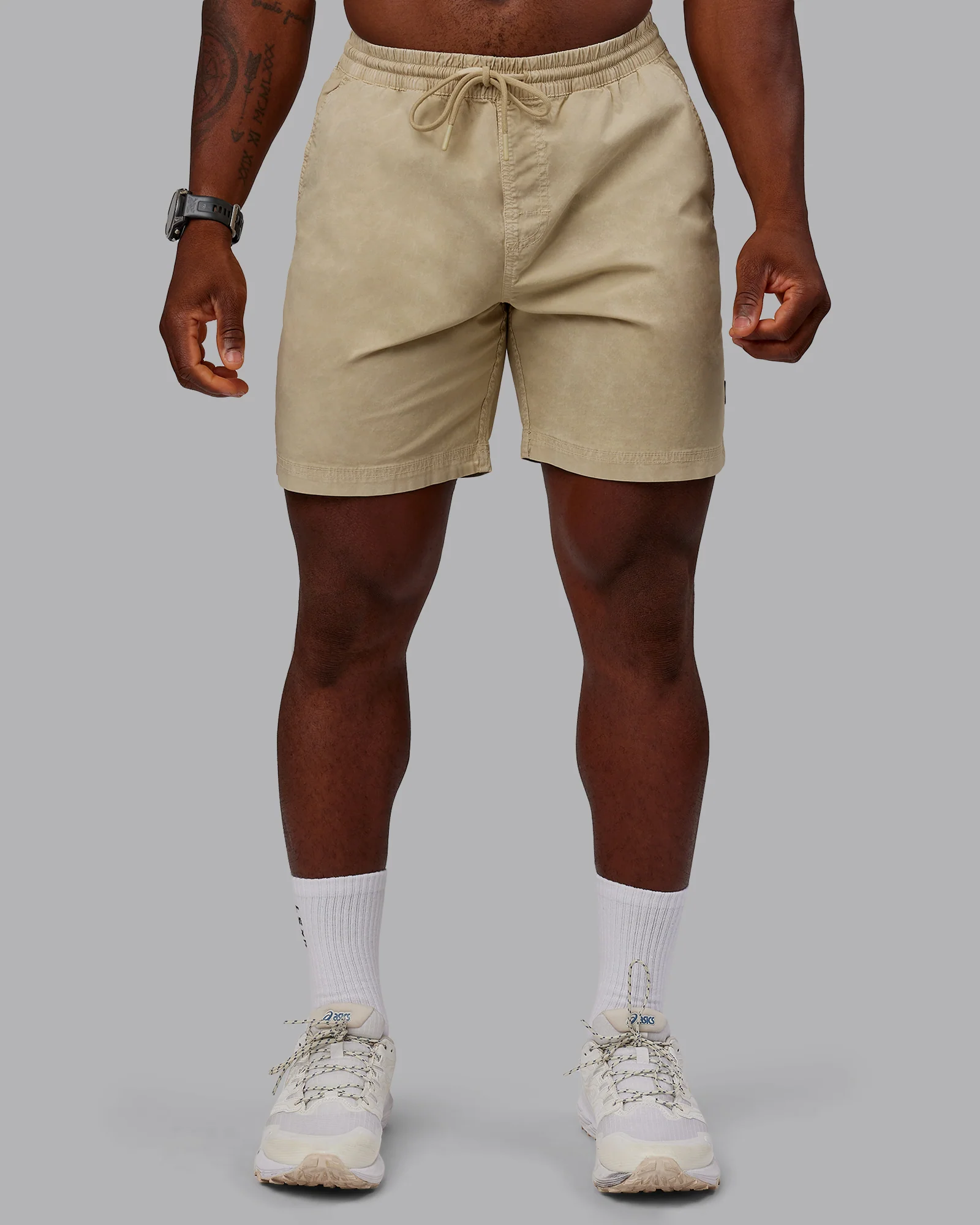 Washed Daily Short 7" - Pale Khaki 3 Washed Daily Short 7" - Pale Khaki