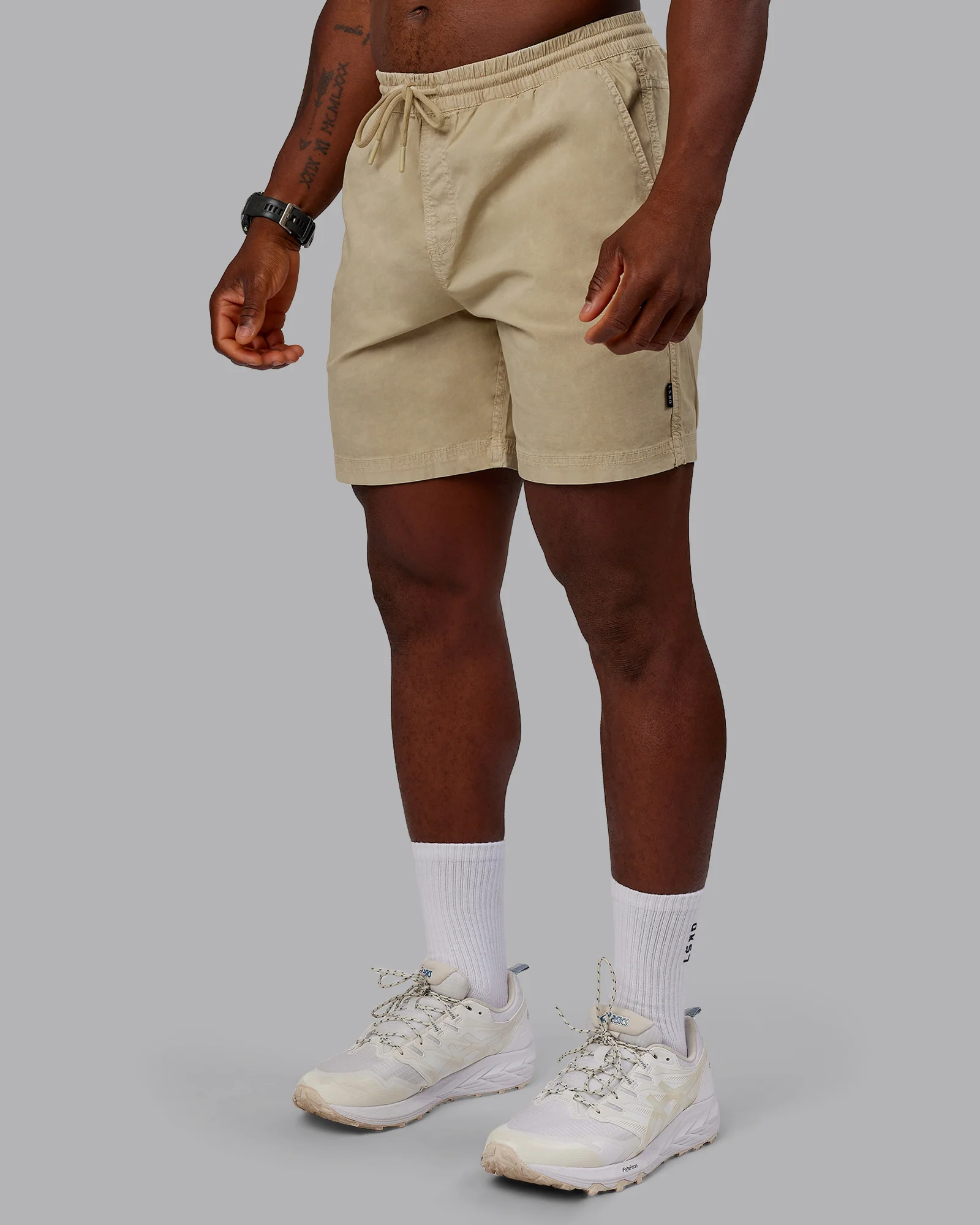 Washed Daily Short 7" - Pale Khaki 5 Washed Daily Short 7" - Pale Khaki