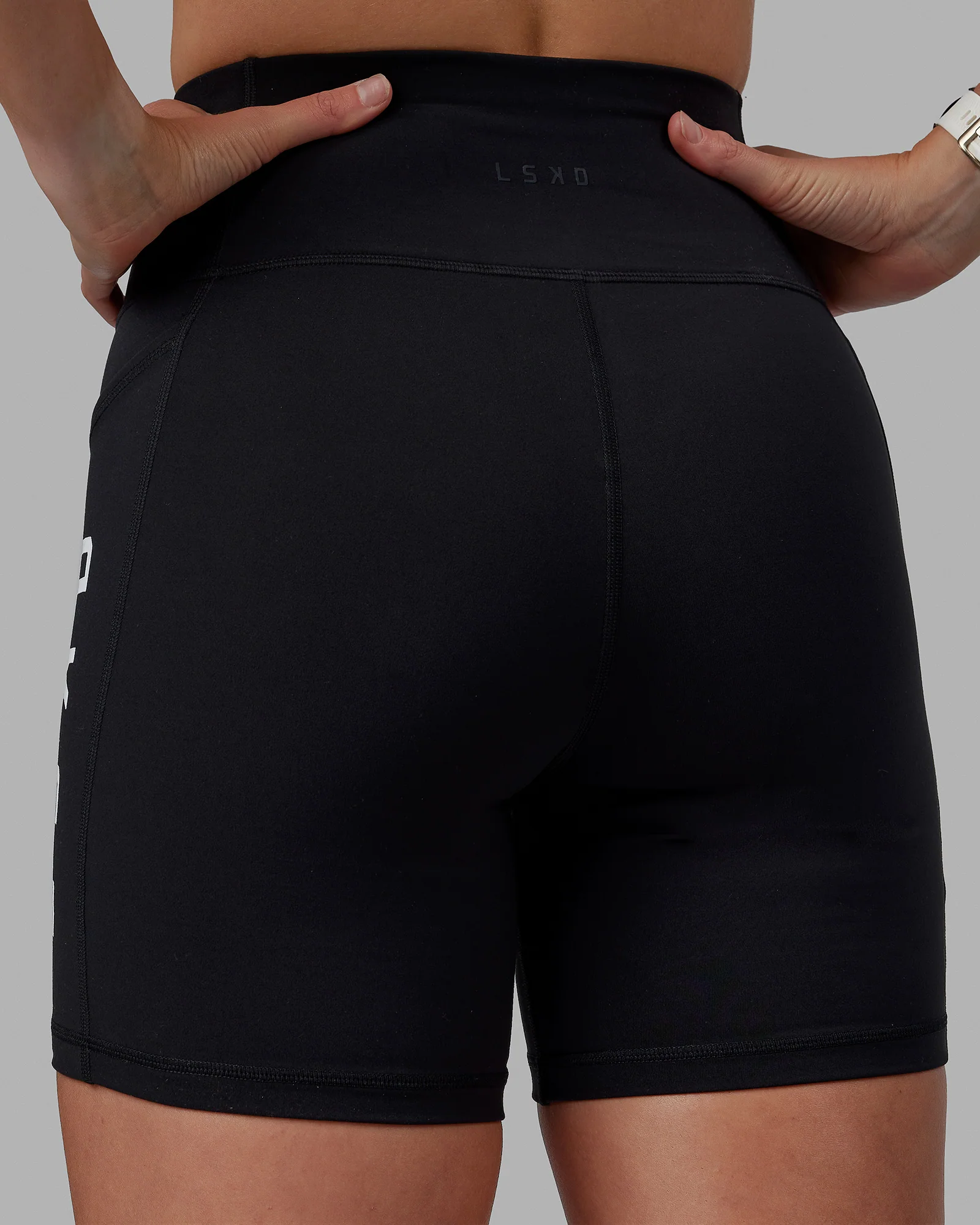 Rep Ultra High-Rise 6" Short Pockets - Black-White 10 Rep Ultra High-Rise 6" Short Pockets - Black-White