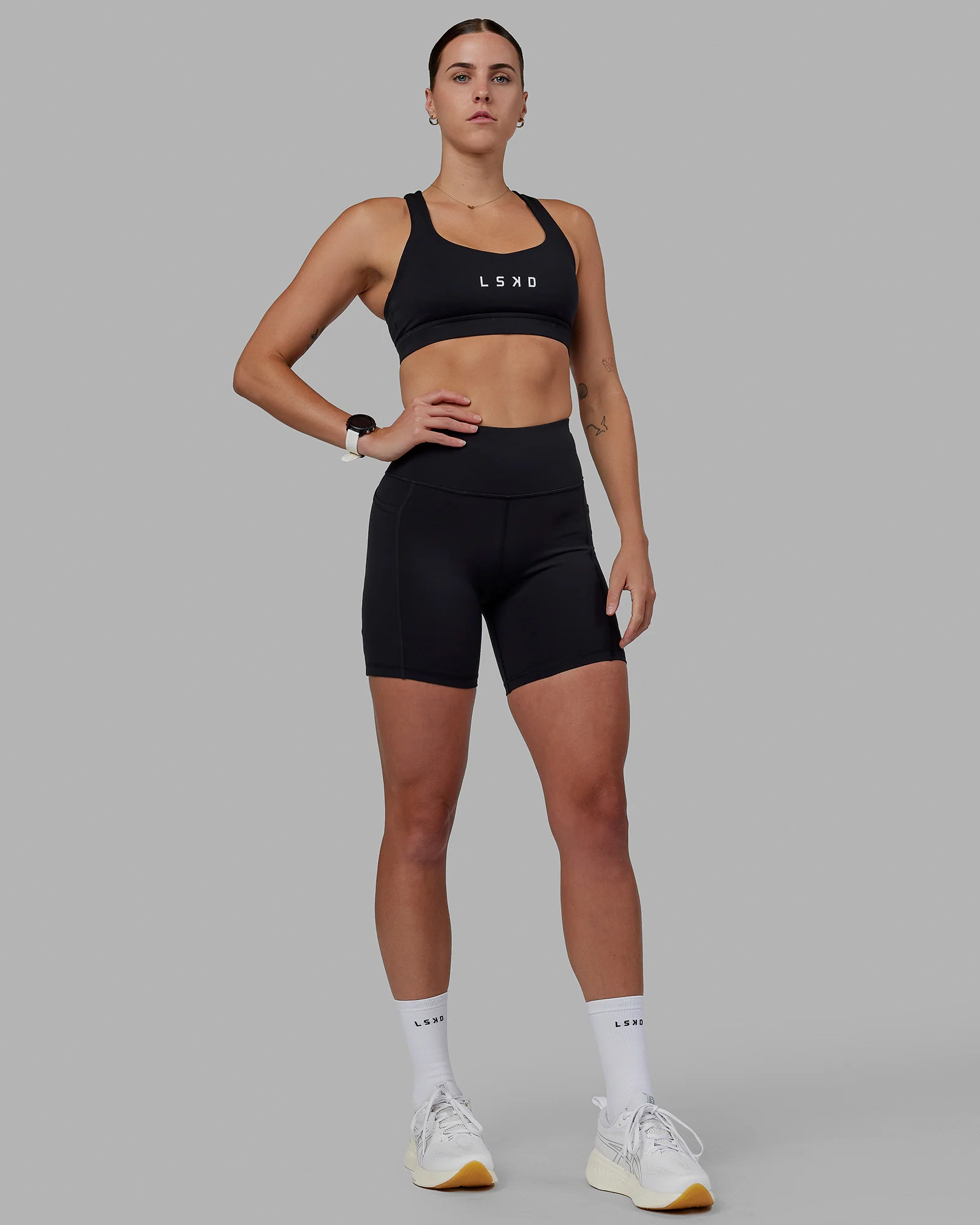 Rep Ultra High-Rise 6" Short Pockets - Black-White 11 Rep Ultra High-Rise 6" Short Pockets - Black-White