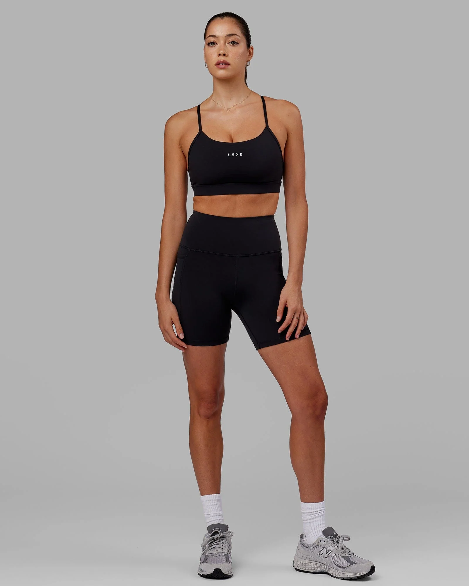 Flux Ultra High-Rise 6" Short Pockets - Black