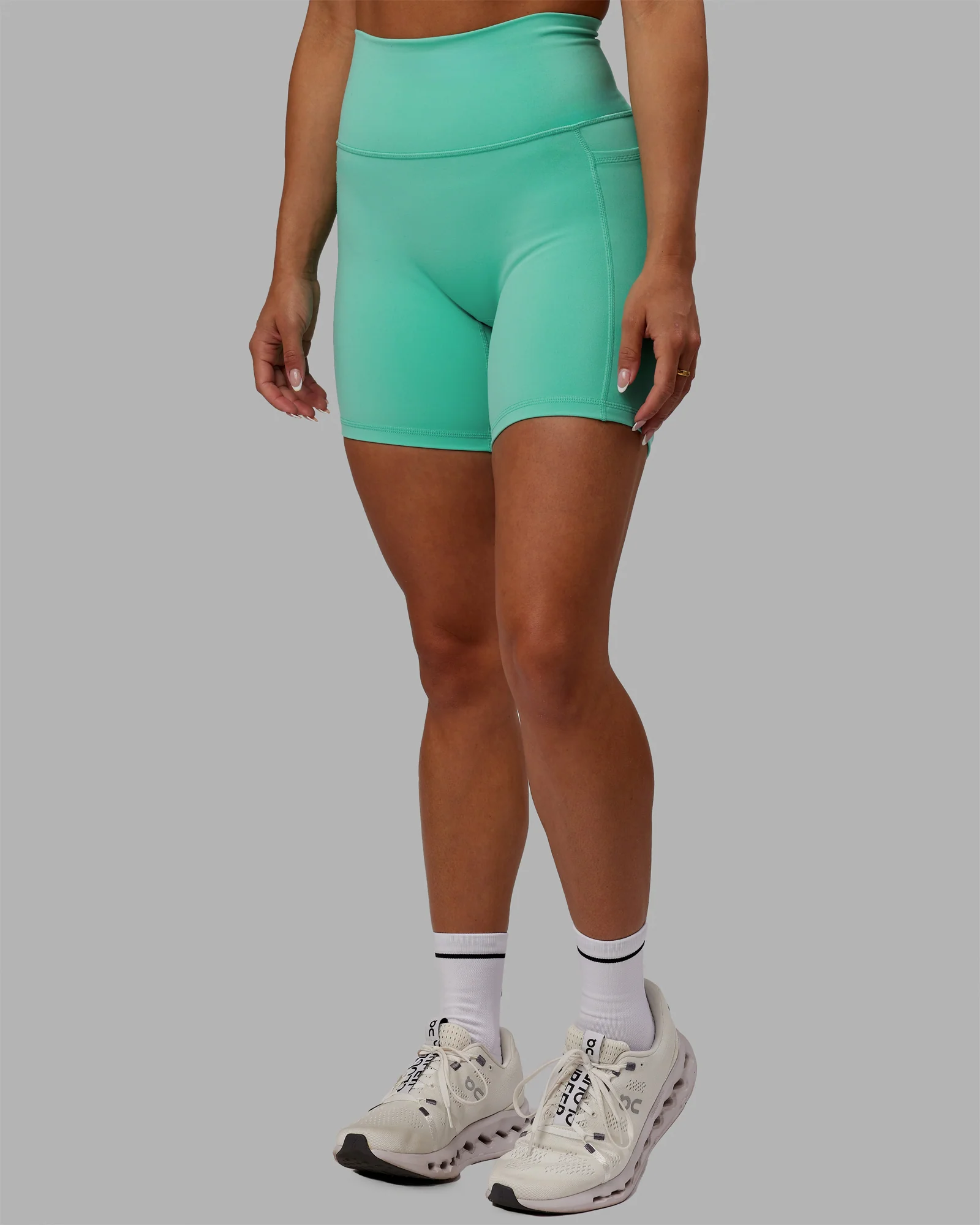 Fusion Ultra High-Rise 6" Short Pockets - Aquatic Awe