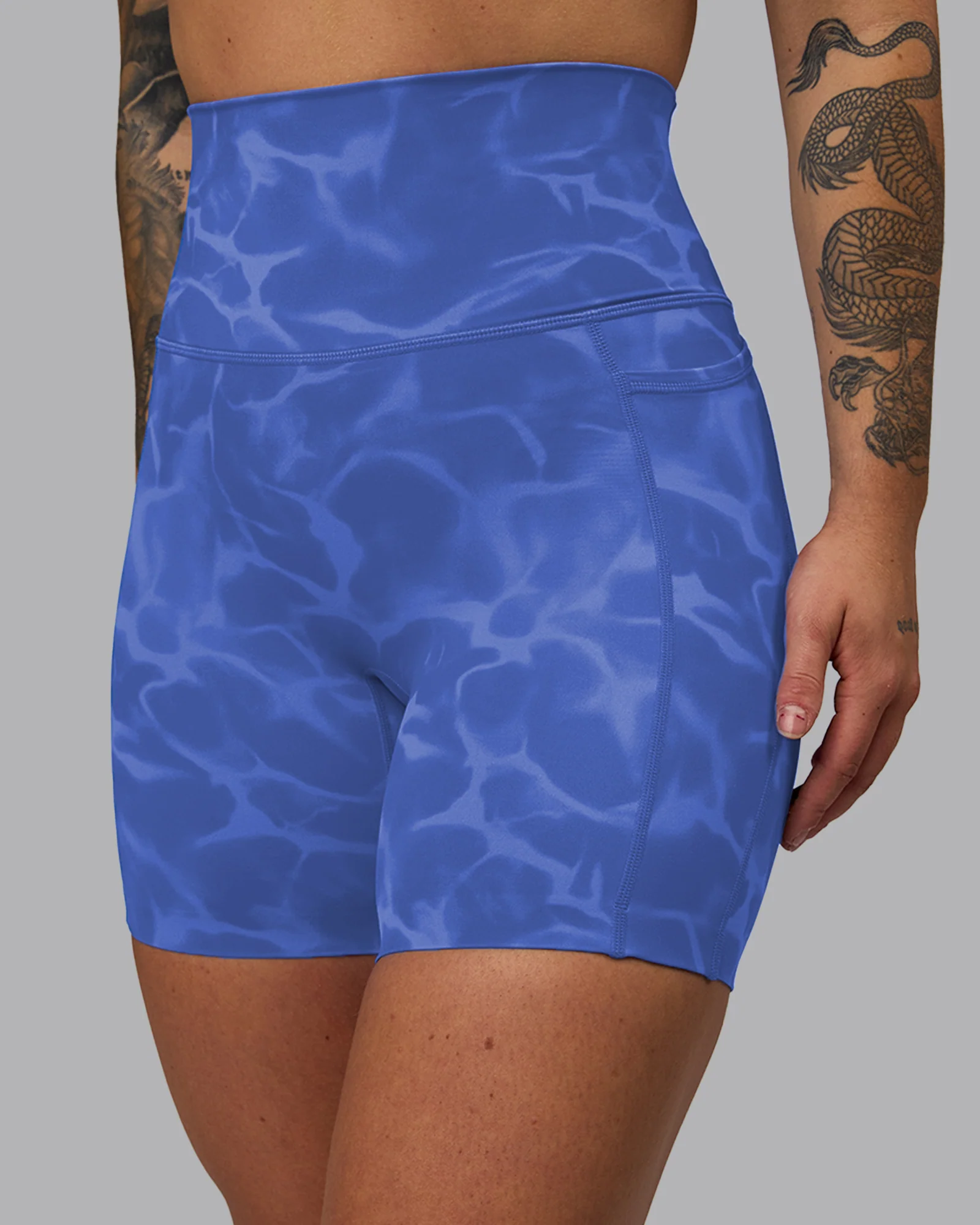 Elixir Ultra High-Rise 6" Short Pockets - Tranquil-Power Cobalt