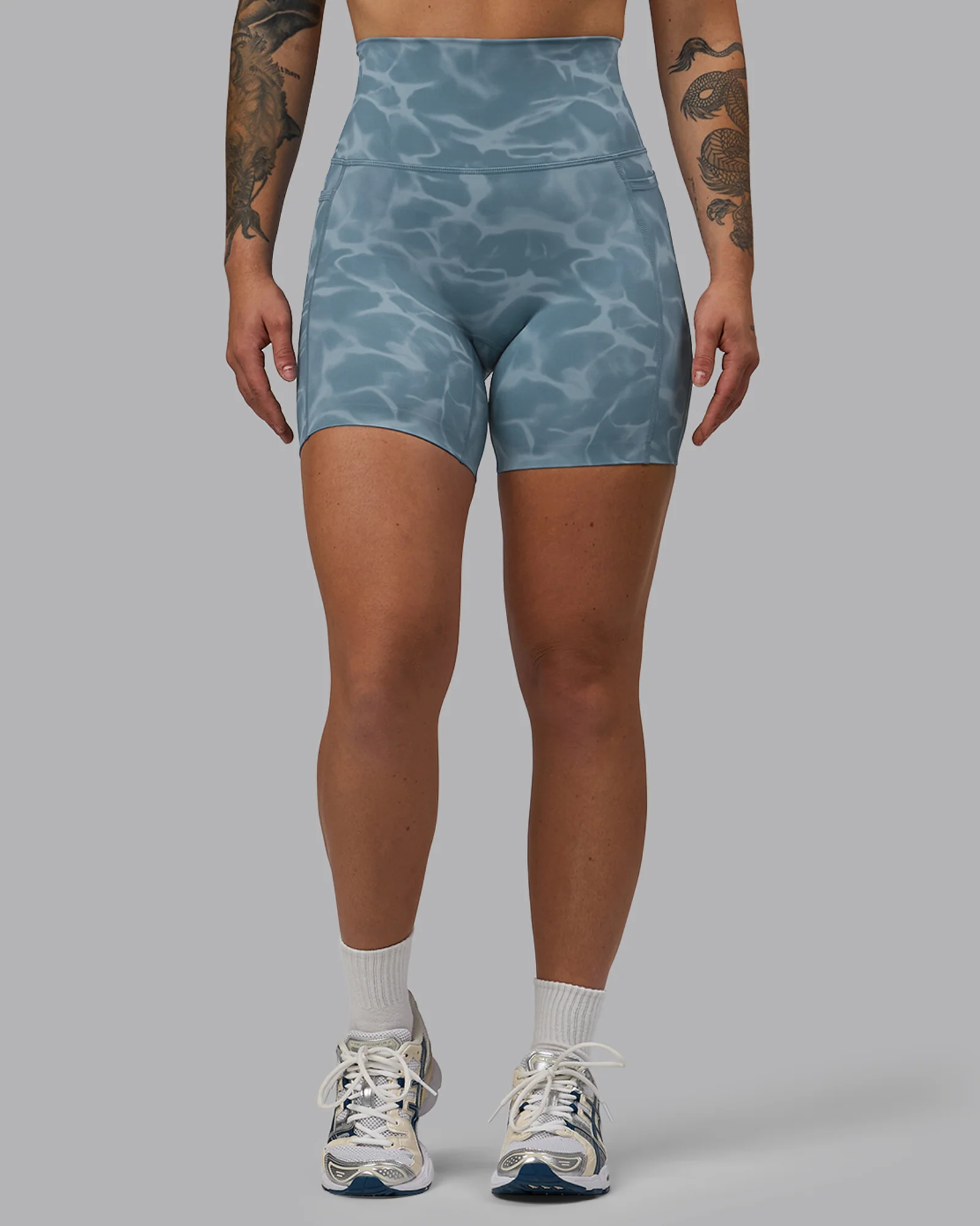 Elixir Ultra High-Rise 6" Short Pockets - Tranquil-Elemental Blue