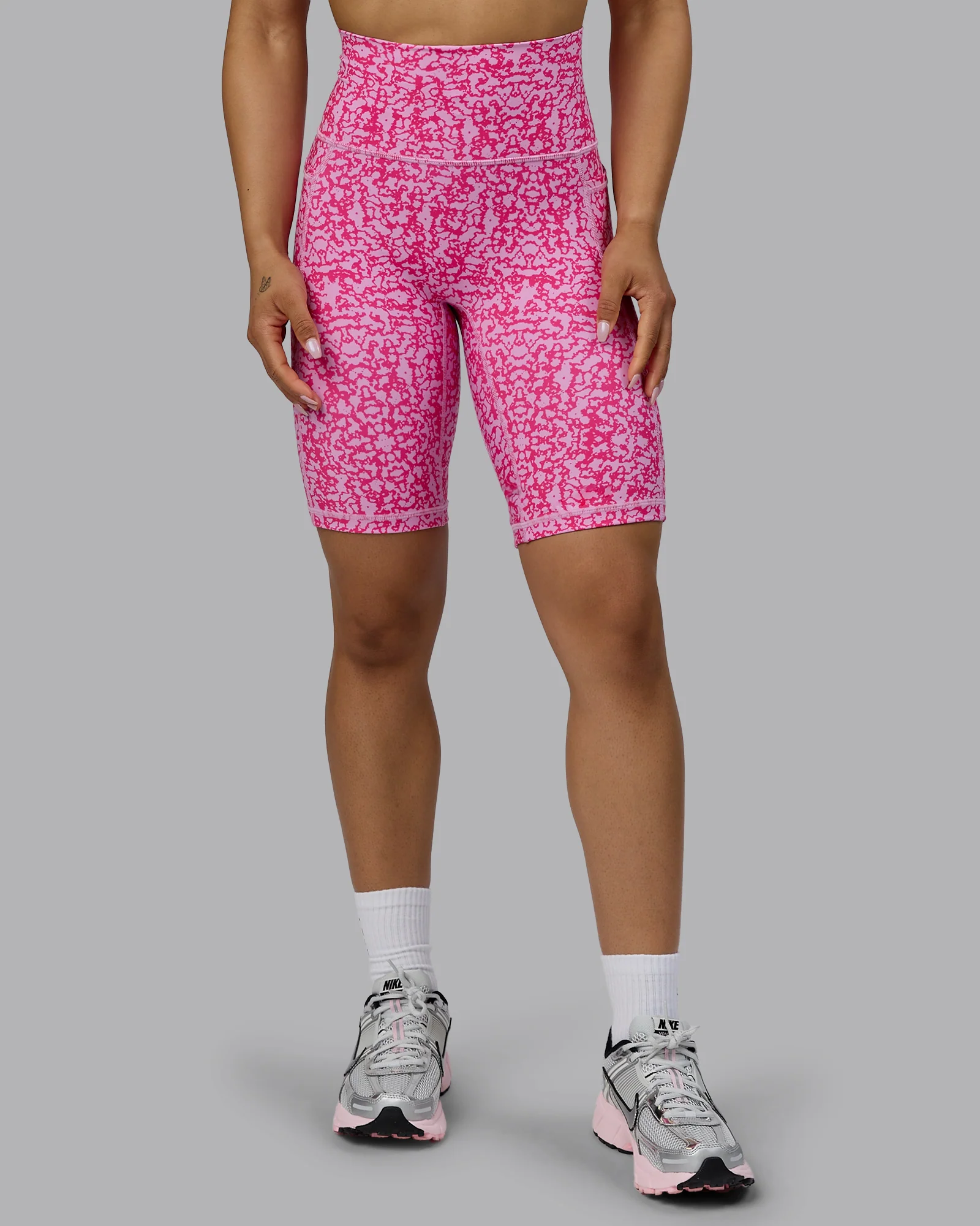 Fusion Ultra High-Rise 9" Short Pockets - Patina-Ultra Pink