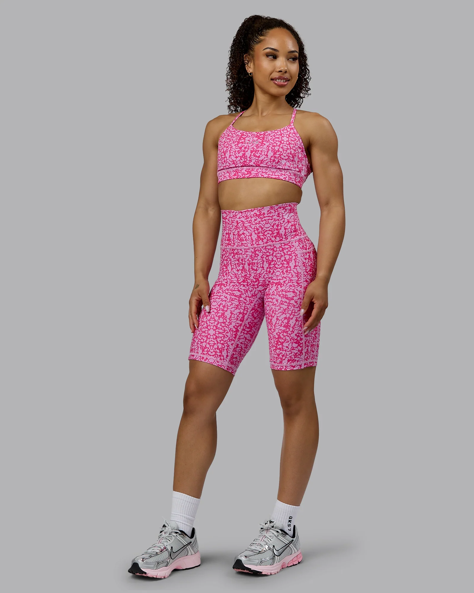 Fusion Ultra High-Rise 9" Short Pockets - Patina-Ultra Pink