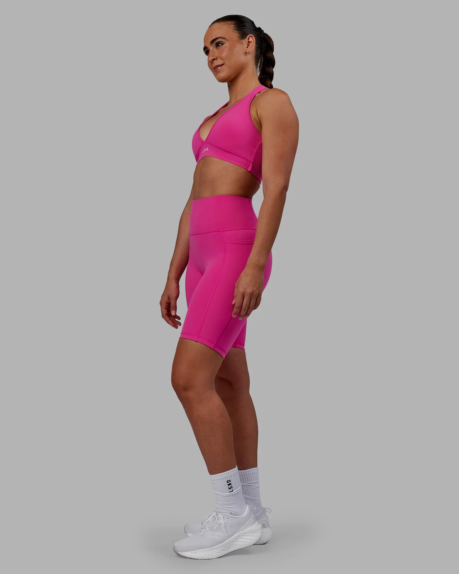 Fusion Ultra High-Rise 9" Short Pockets - Fuchsia Pink 7 Fusion Ultra High-Rise 9" Short Pockets - Fuchsia Pink