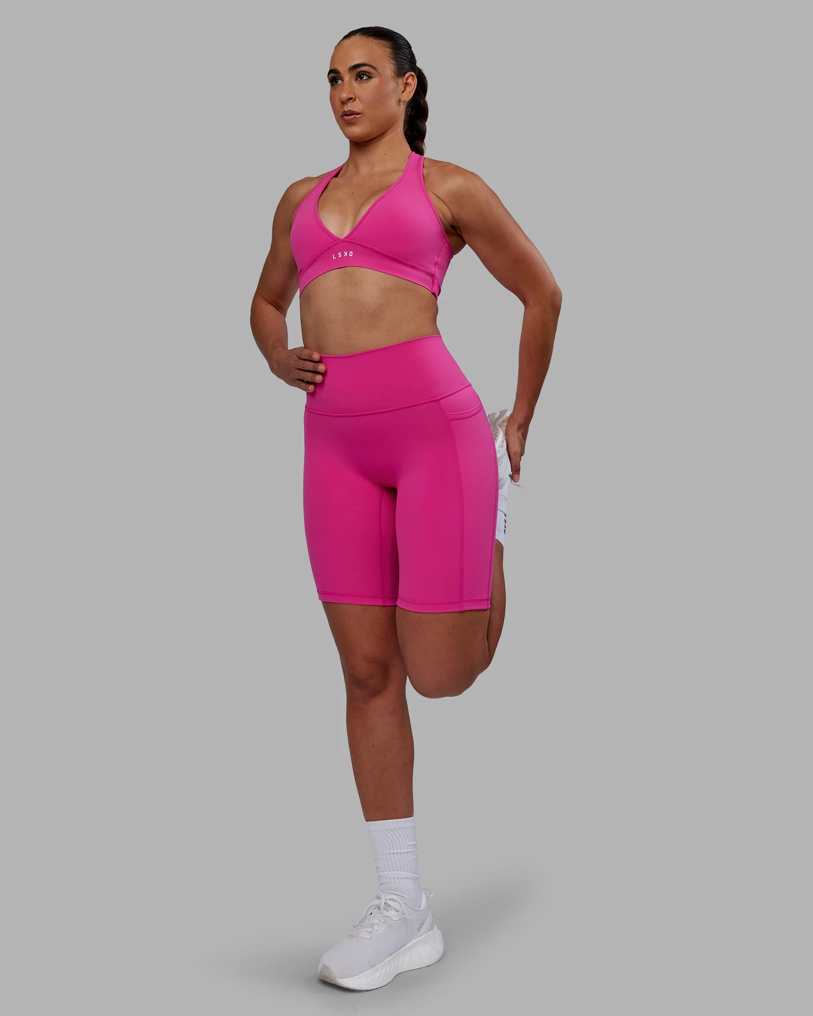 Fusion Ultra High-Rise 9" Short Pockets - Fuchsia Pink 8 Fusion Ultra High-Rise 9" Short Pockets - Fuchsia Pink