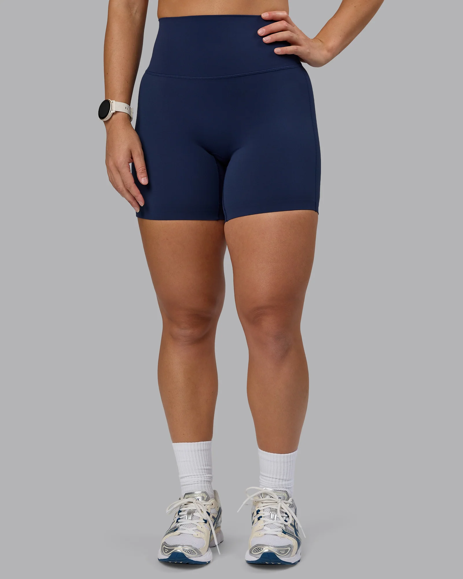 Elixir Ultra High-Rise 6" Short - Future Navy 7 Elixir Ultra High-Rise 6" Short - Future Navy