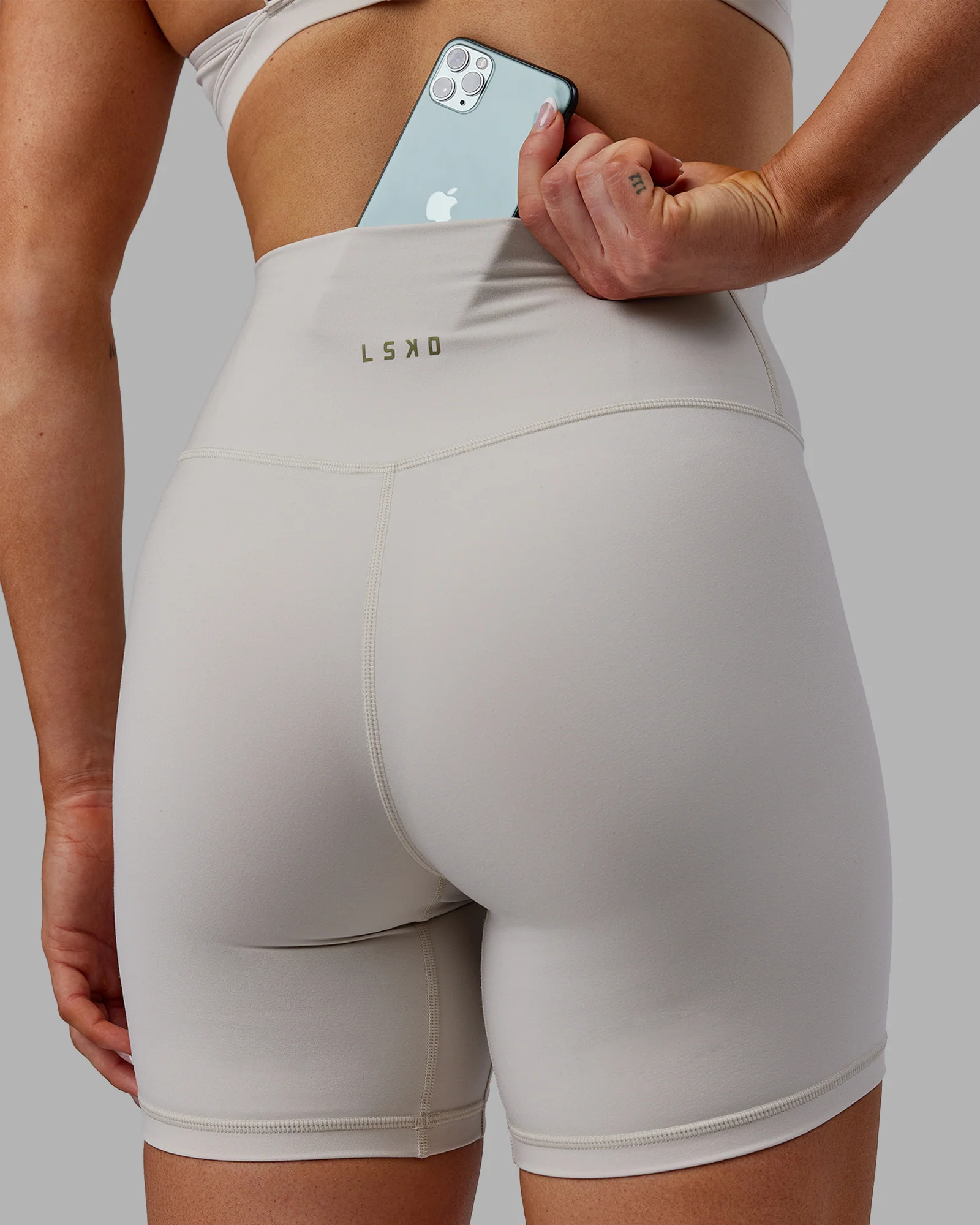 Sara Strike Ultra High-Rise Cross Over Waist 6" Short - Shale Beige 7 Sara Strike Ultra High-Rise Cross Over Waist 6" Short - Shale Beige