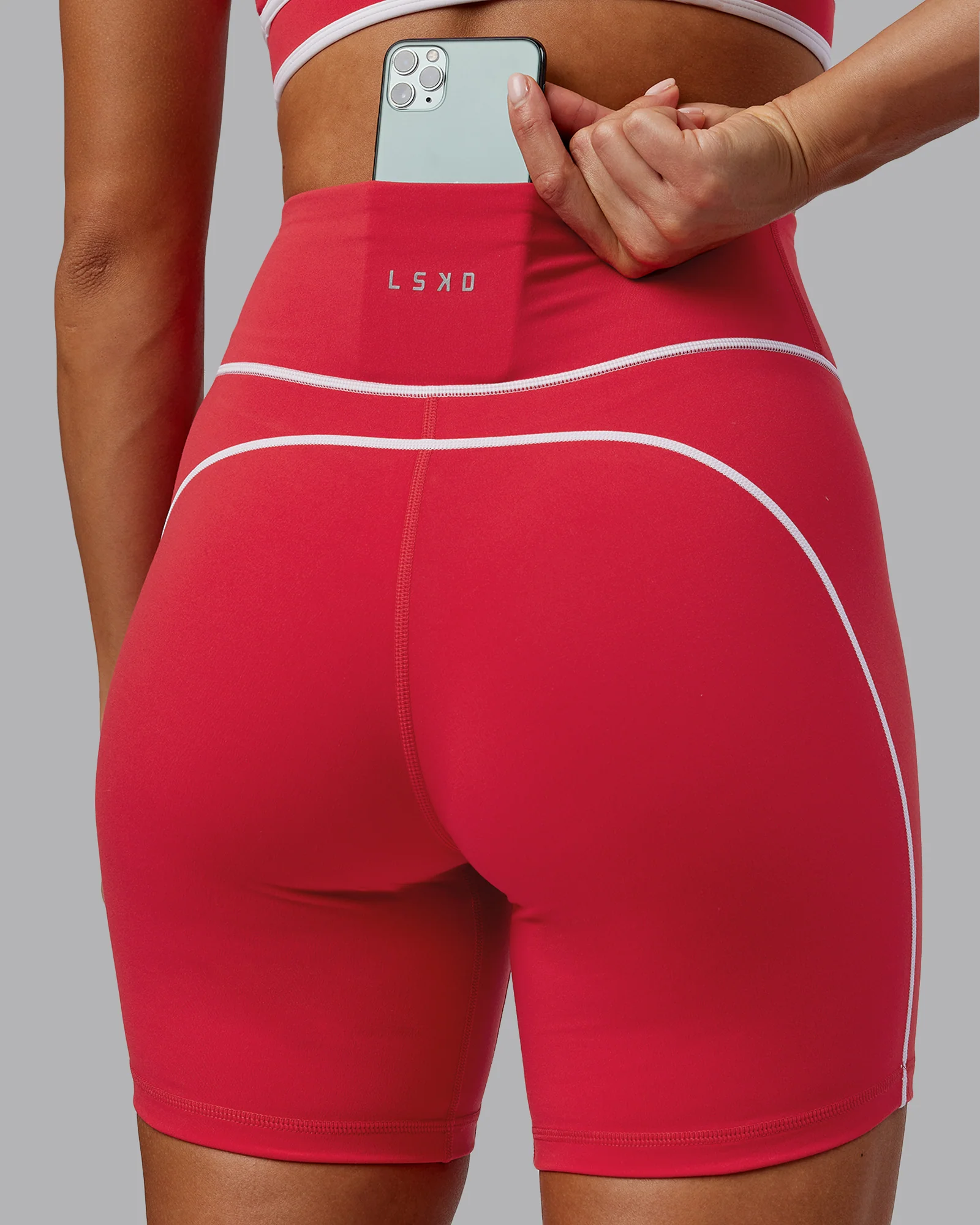 Contrast Ultra High-Rise 6" Short - Scarlet-White