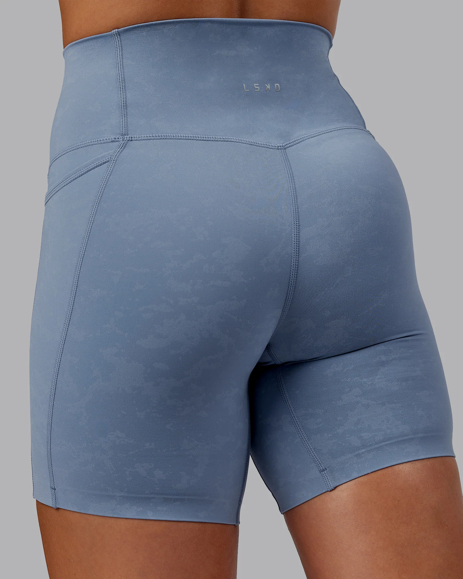 Abs Elixir Ultra High-Rise 6" Short Pockets - Infinity Mirage 8 Abs Elixir Ultra High-Rise 6" Short Pockets - Infinity Mirage