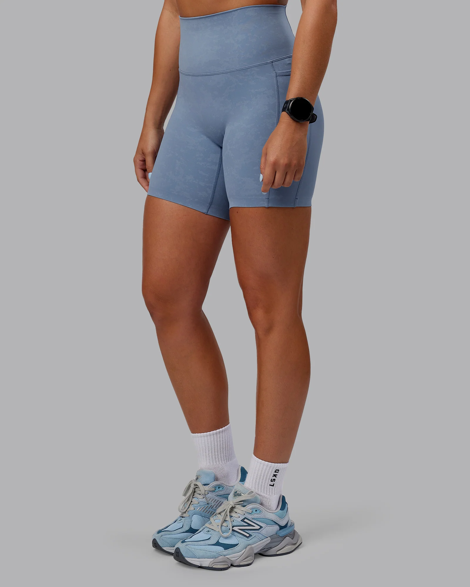 Abs Elixir Ultra High-Rise 6" Short Pockets - Infinity Mirage 9 Abs Elixir Ultra High-Rise 6" Short Pockets - Infinity Mirage