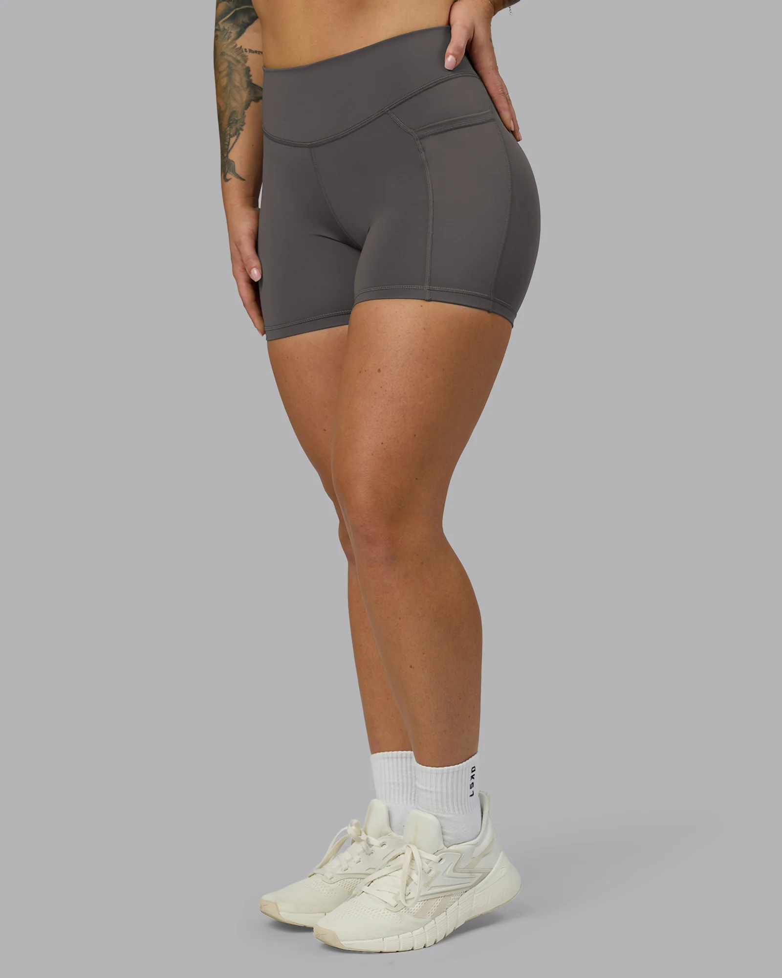 Elite High-Rise 4" Short Pockets - Dark Storm
