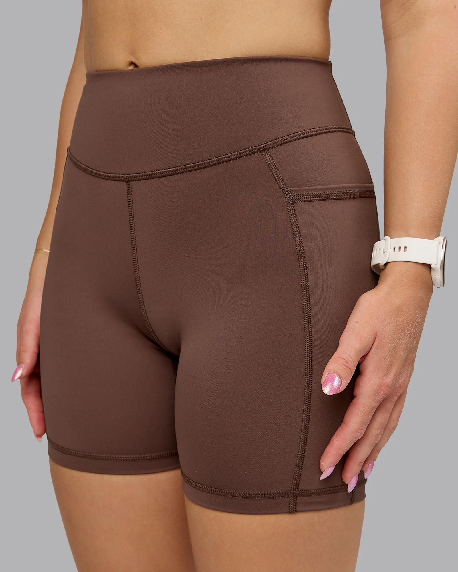 Elite High-Rise 6" Short Pockets - Chocolate Martini