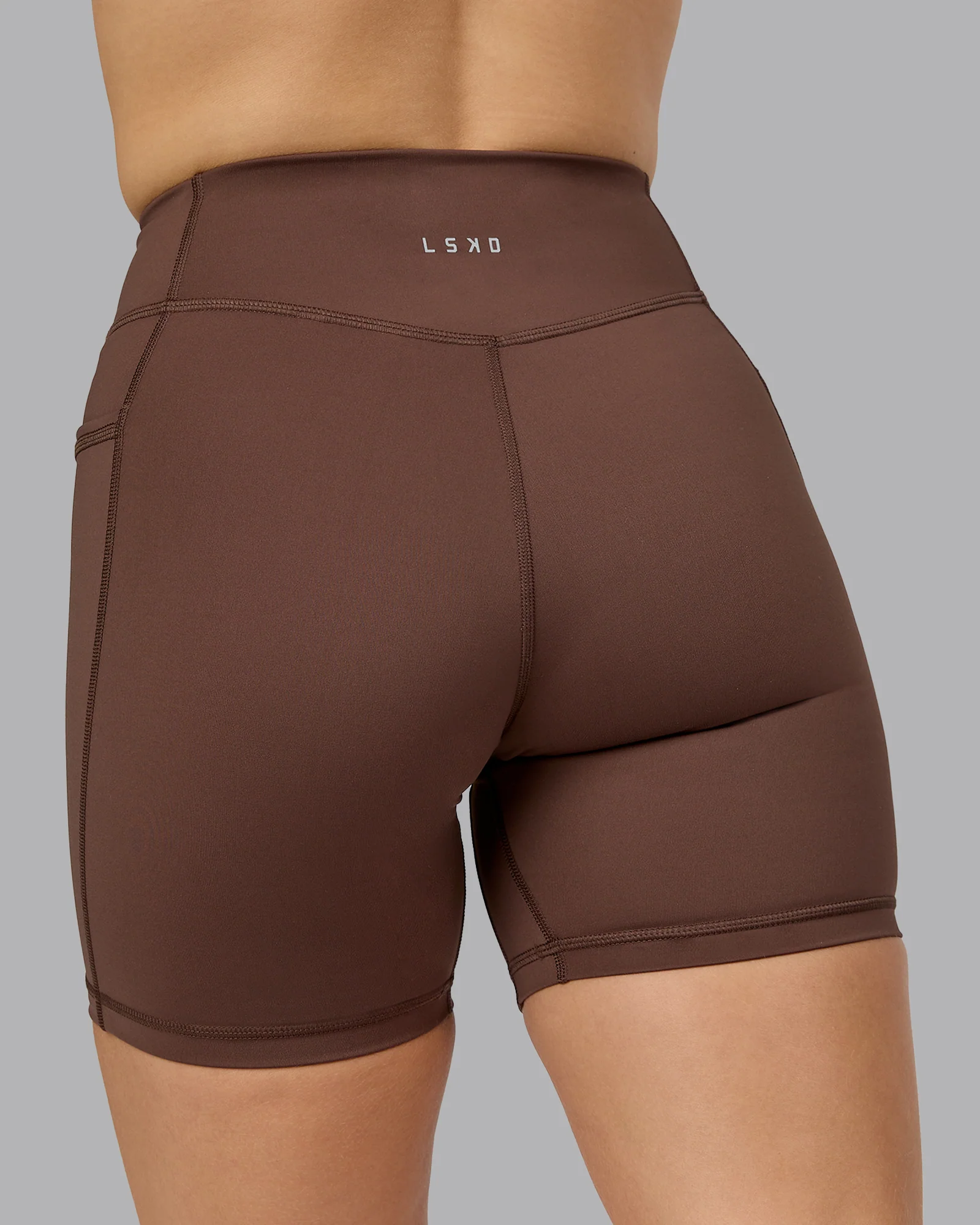 Elite High-Rise 6" Short Pockets - Chocolate Martini