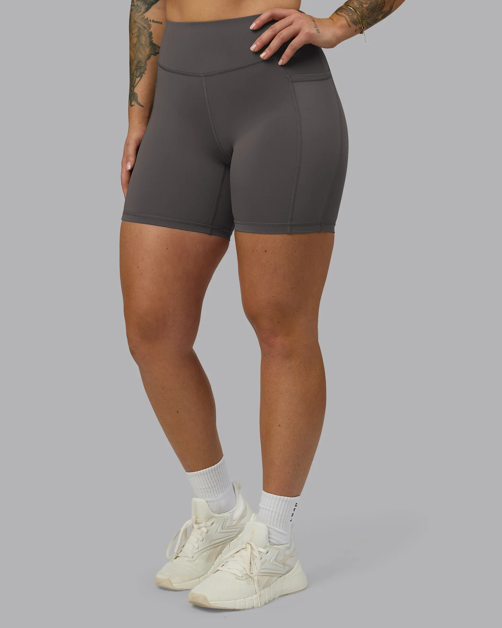Elite High-Rise 6" Short Pockets - Dark Storm