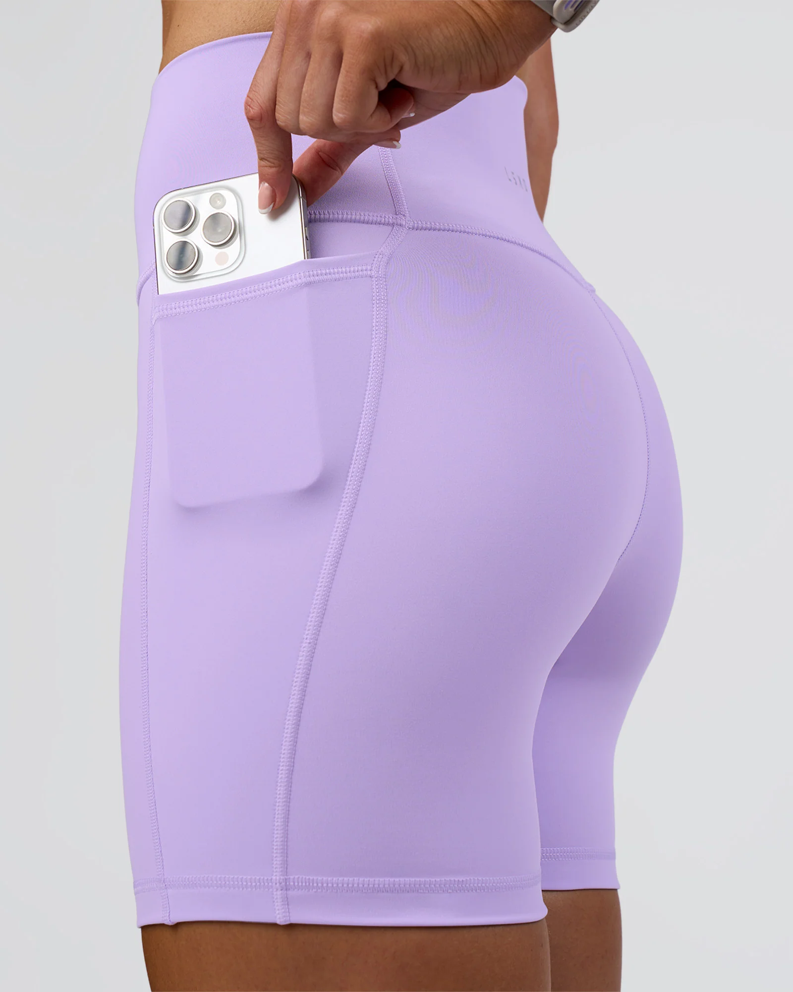 Fusion Ultra High-Rise 6" Short Pockets - Pale Lilac