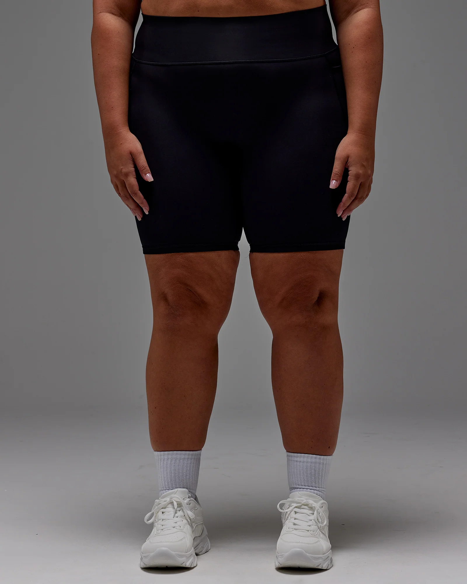 Fusion Ultra High-Rise 9" Short Pockets - Black 14 Fusion Ultra High-Rise 9" Short Pockets - Black