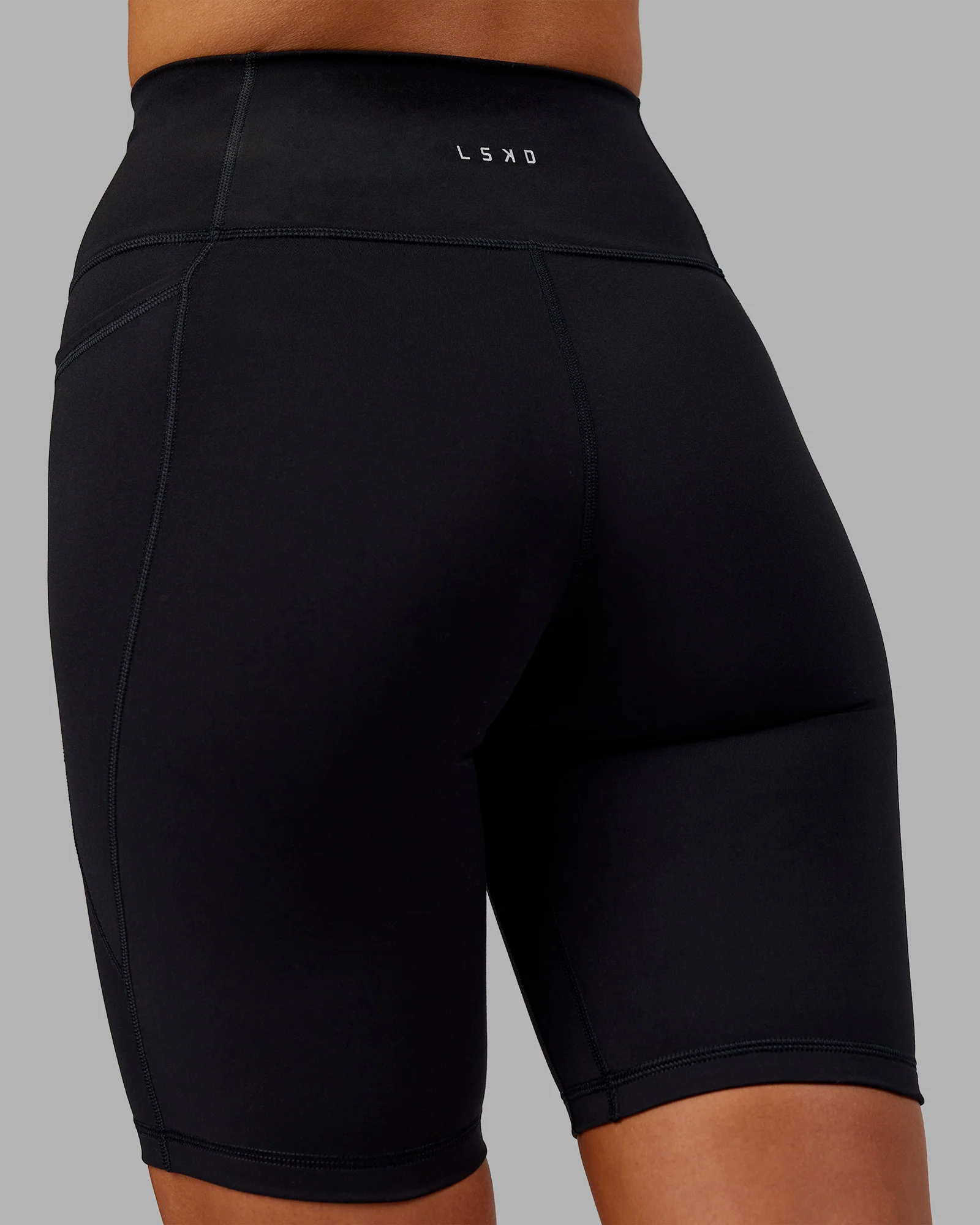Fusion Ultra High-Rise 9" Short Pockets - Black 7 Fusion Ultra High-Rise 9" Short Pockets - Black