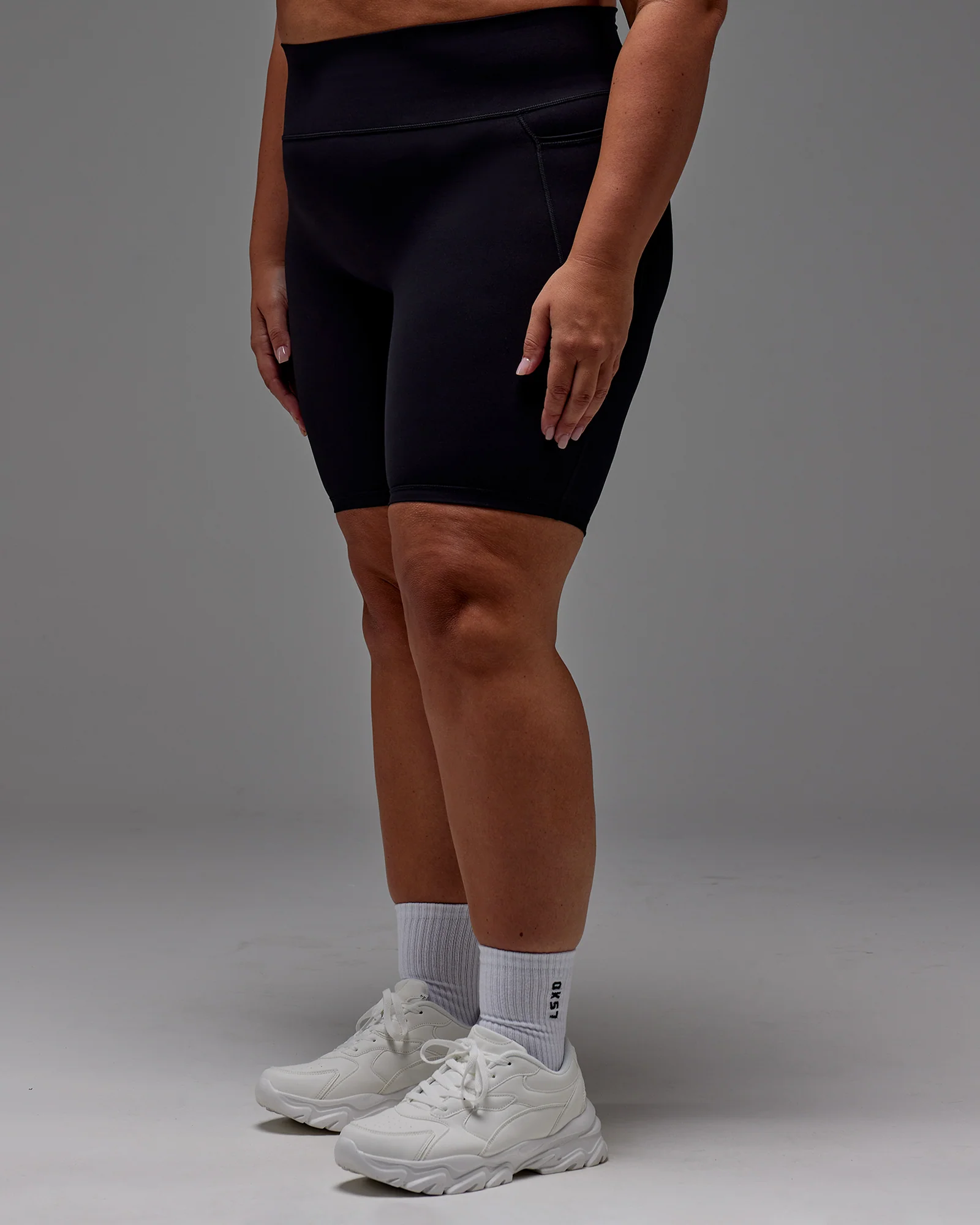 Fusion Ultra High-Rise 9" Short Pockets - Black 9 Fusion Ultra High-Rise 9" Short Pockets - Black