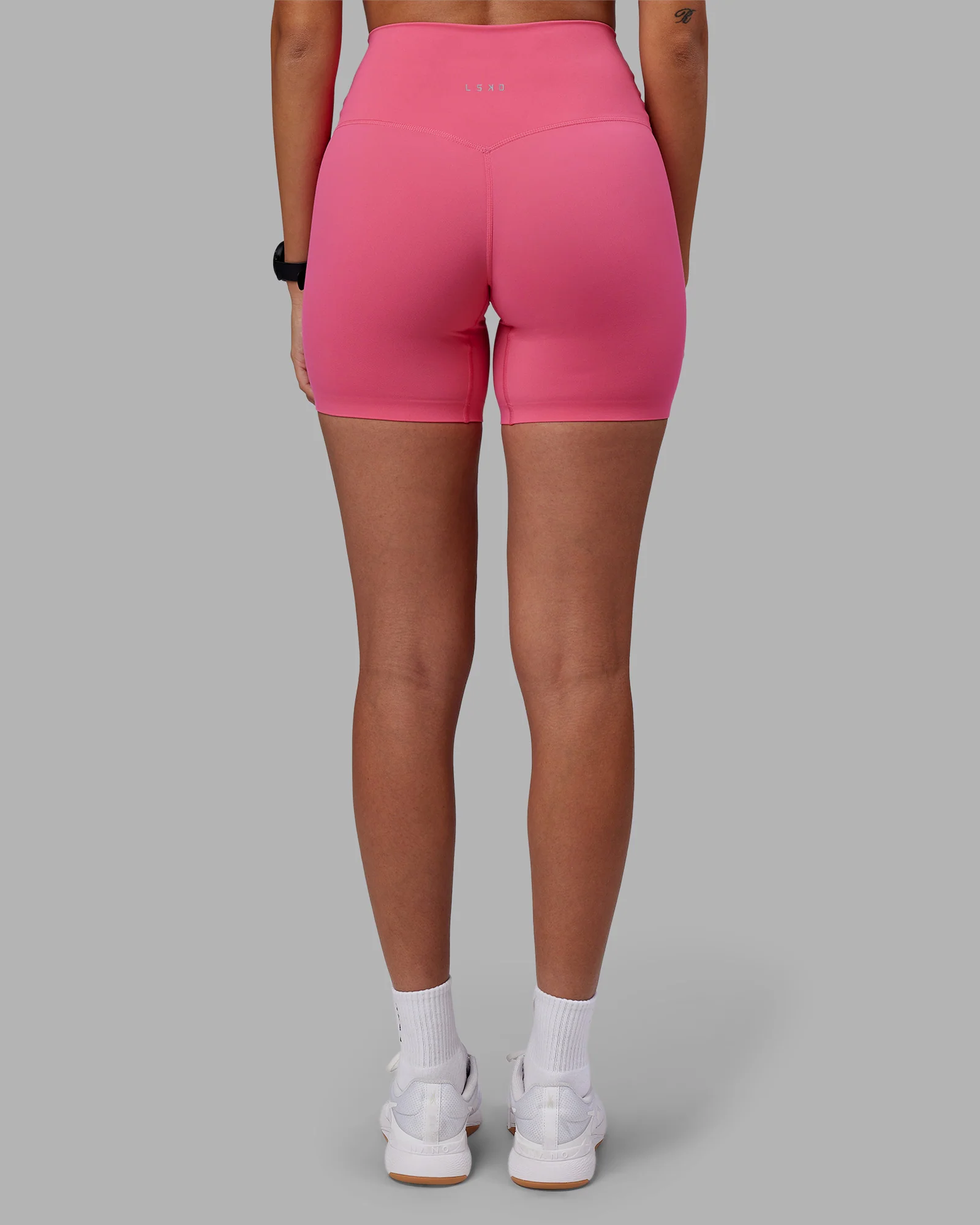 Elixir High-Rise 6" Short - Hot Pink