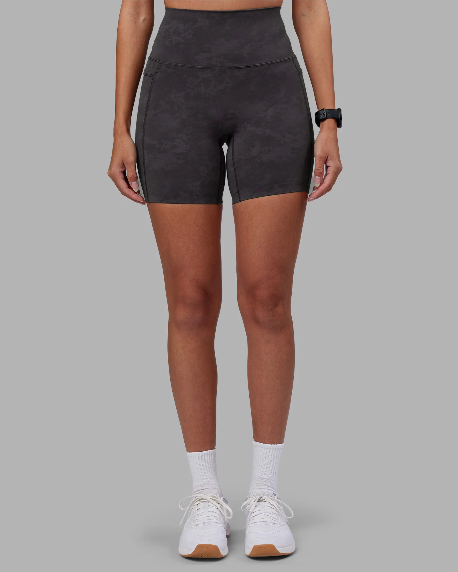 Elixir Ultra High-Rise 6" Short Pockets - Dark Storm Wash 3 Elixir Ultra High-Rise 6" Short Pockets - Dark Storm Wash